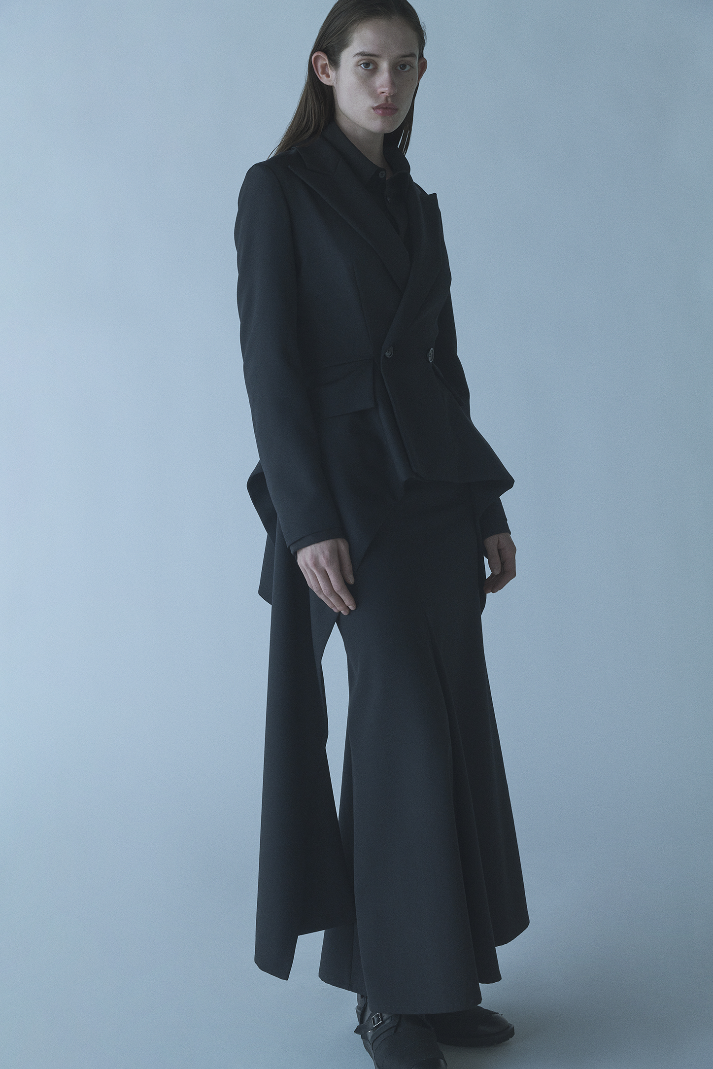 Yohji Yamamoto Collections AUTUMN / WINTER 2024-25