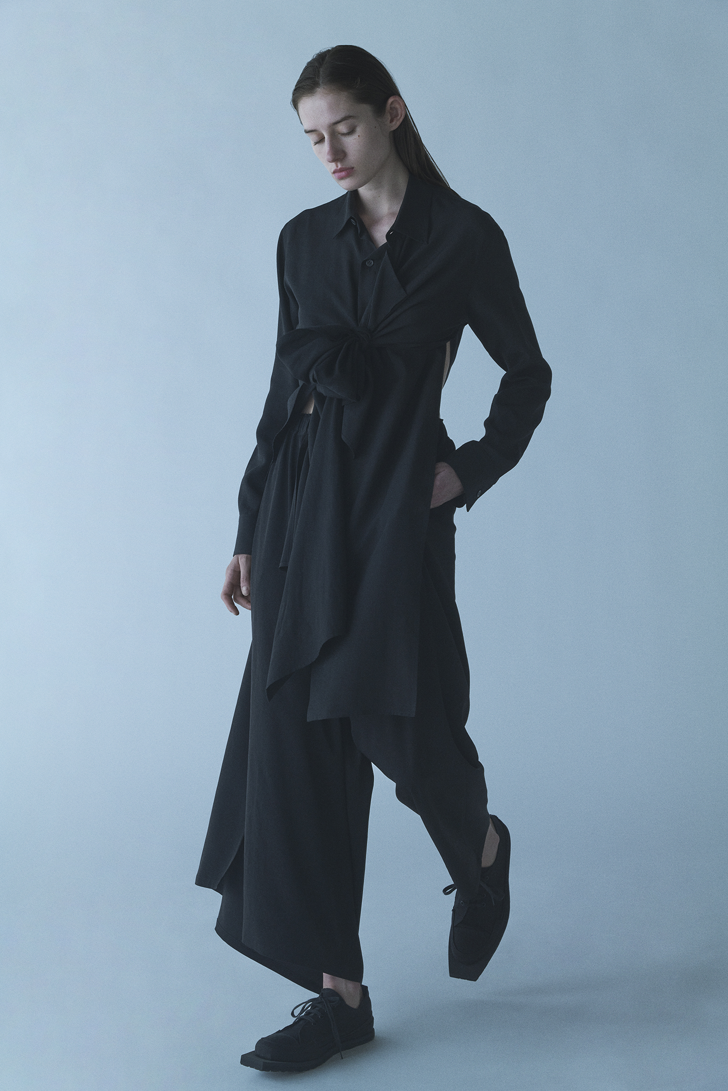 Yohji Yamamoto Collections AUTUMN / WINTER 2024-25