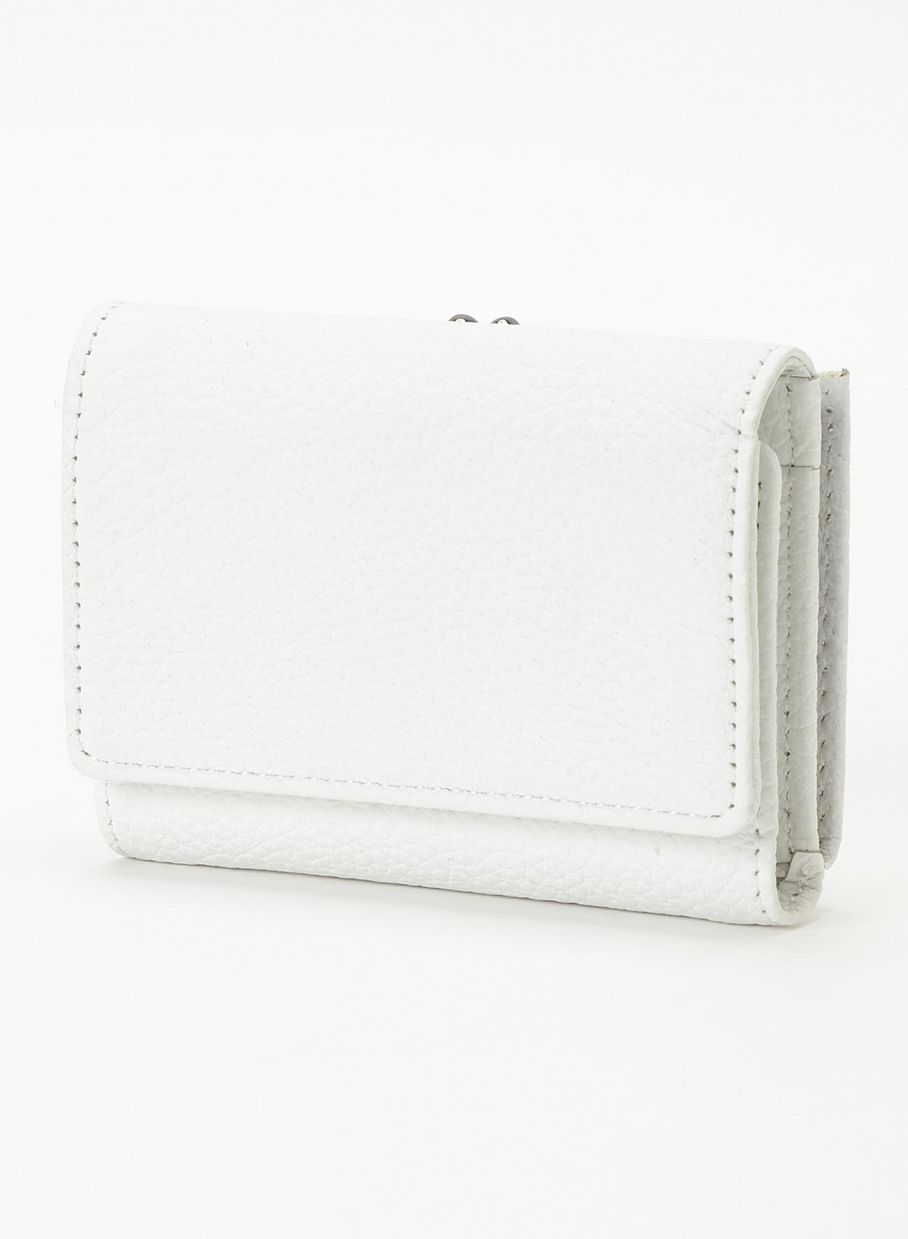 Clasp trifold wallet