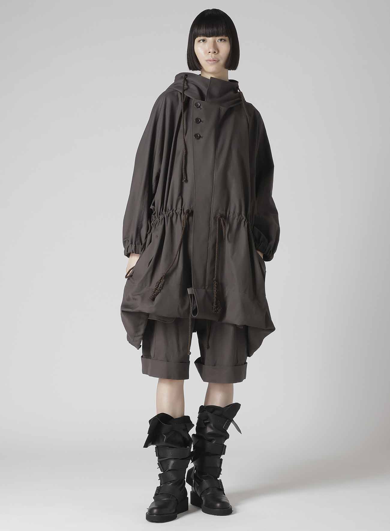 S HIGH-TWISTED GABARDINE SHORT CARGO PANTS