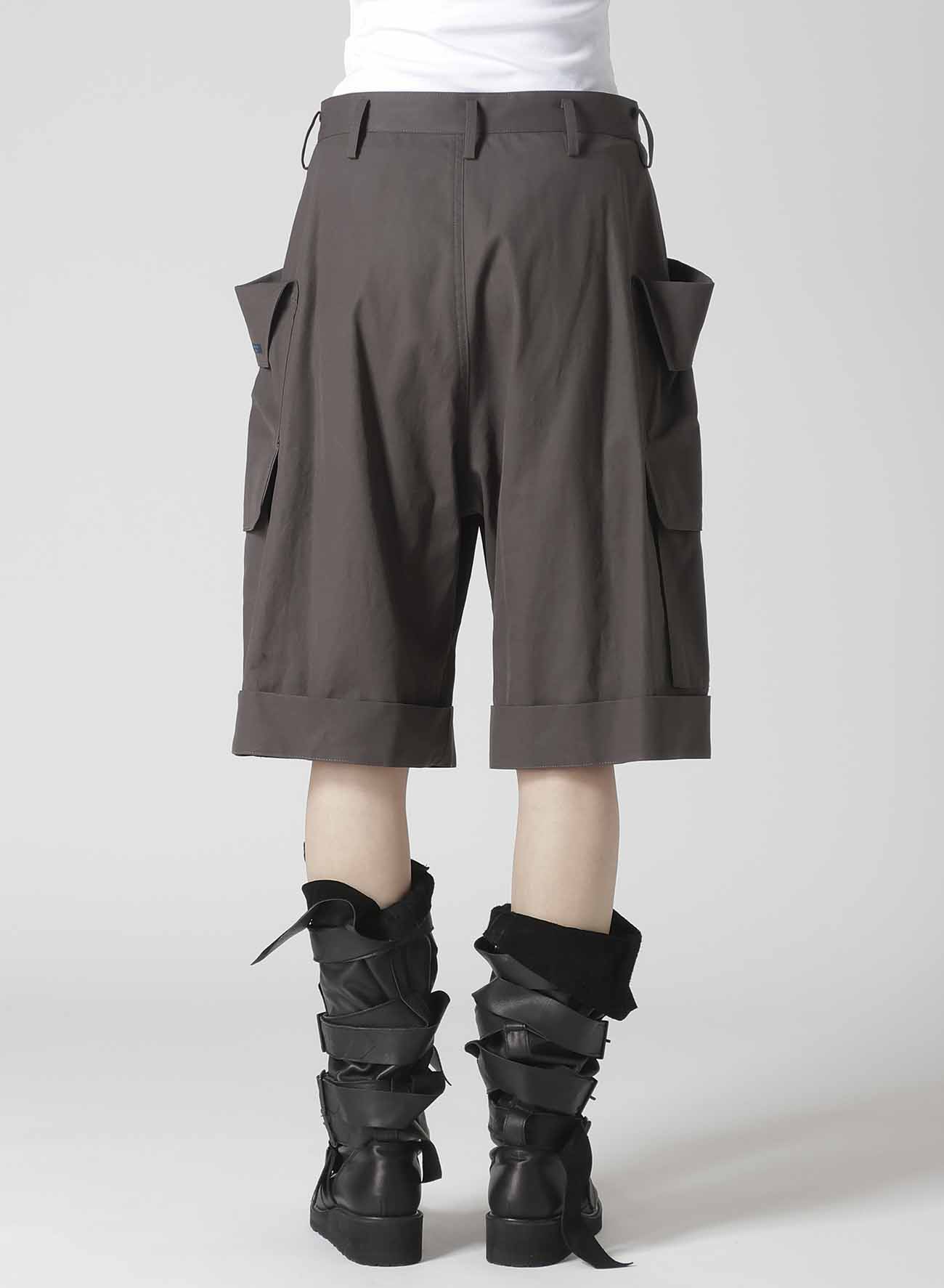 S HIGH-TWISTED GABARDINE SHORT CARGO PANTS