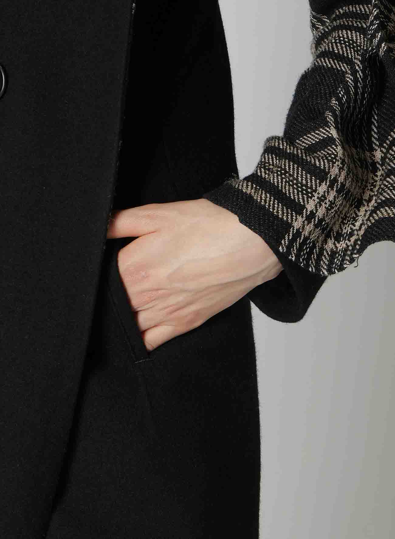 R-SIDE DREPE DETAIL COAT