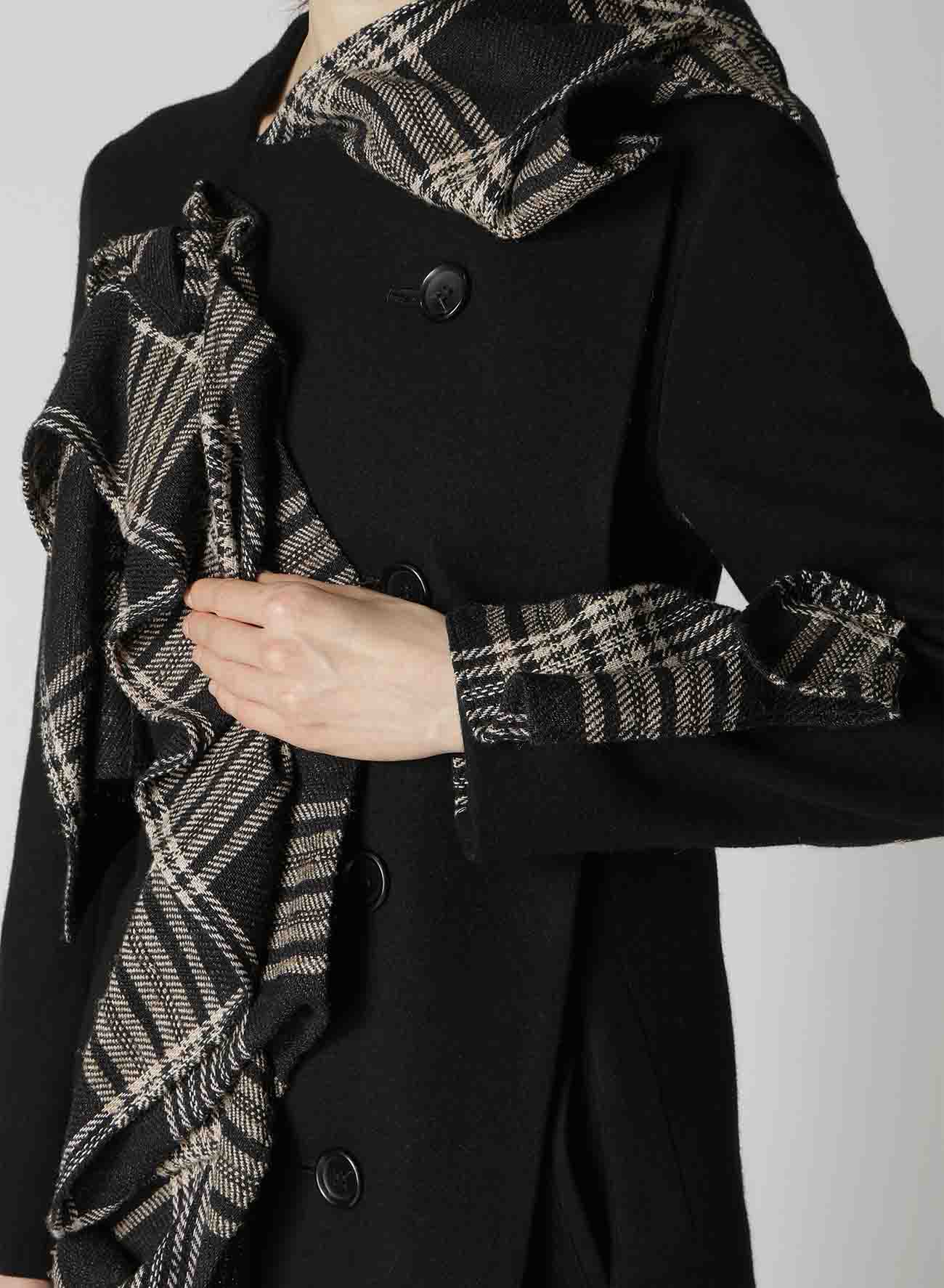 R-SIDE DREPE DETAIL COAT