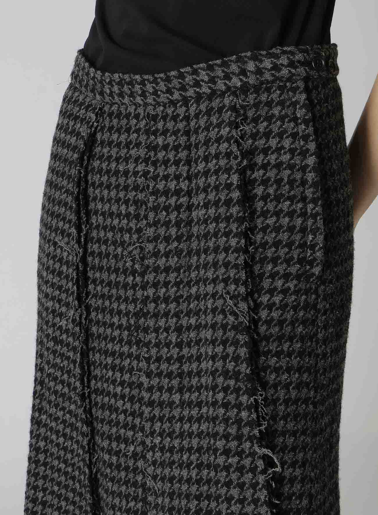 HOUNDSTOOTH PANELED PLEATED SKIRT A