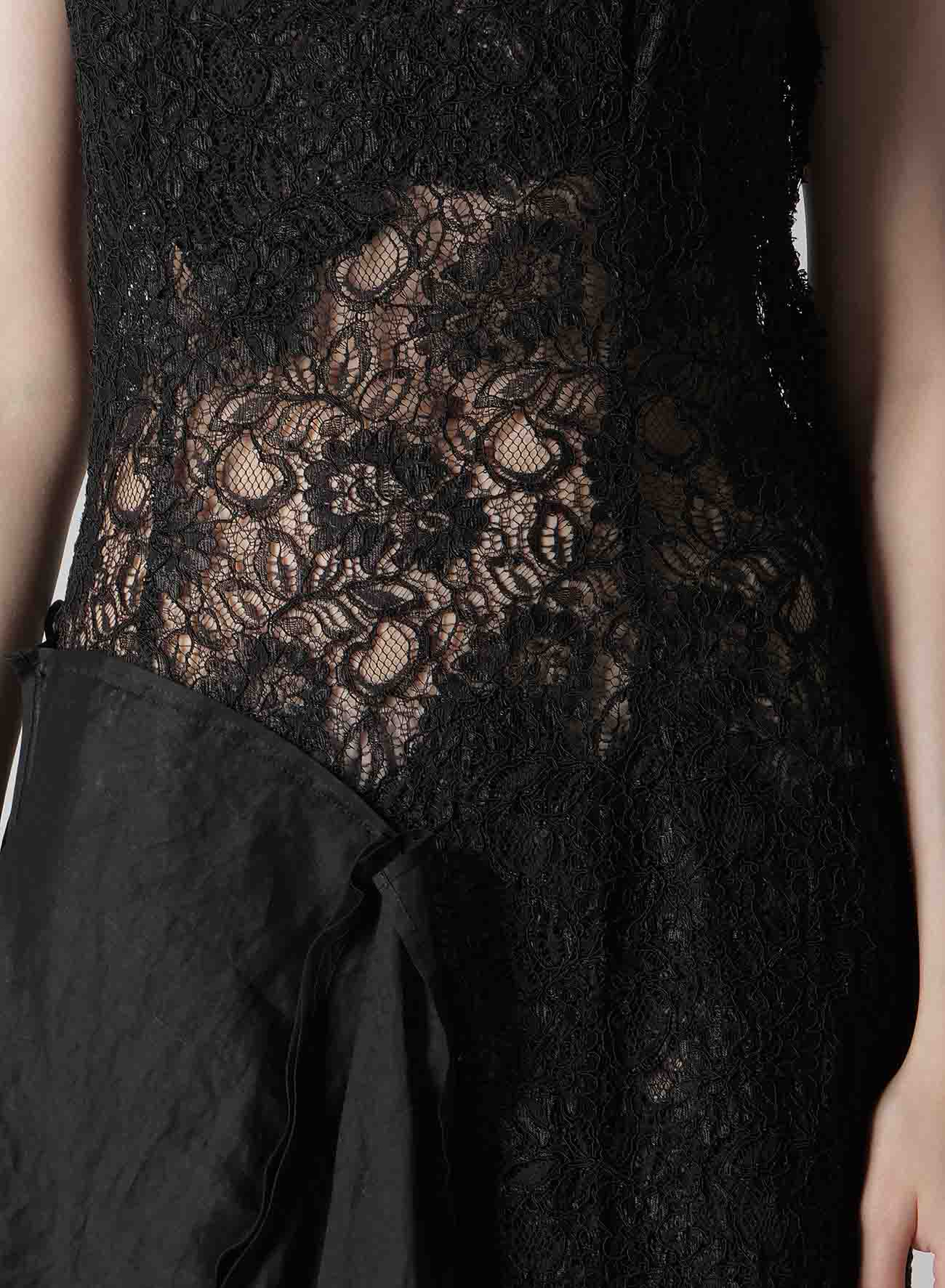 LACE PANEL 3D DRESS