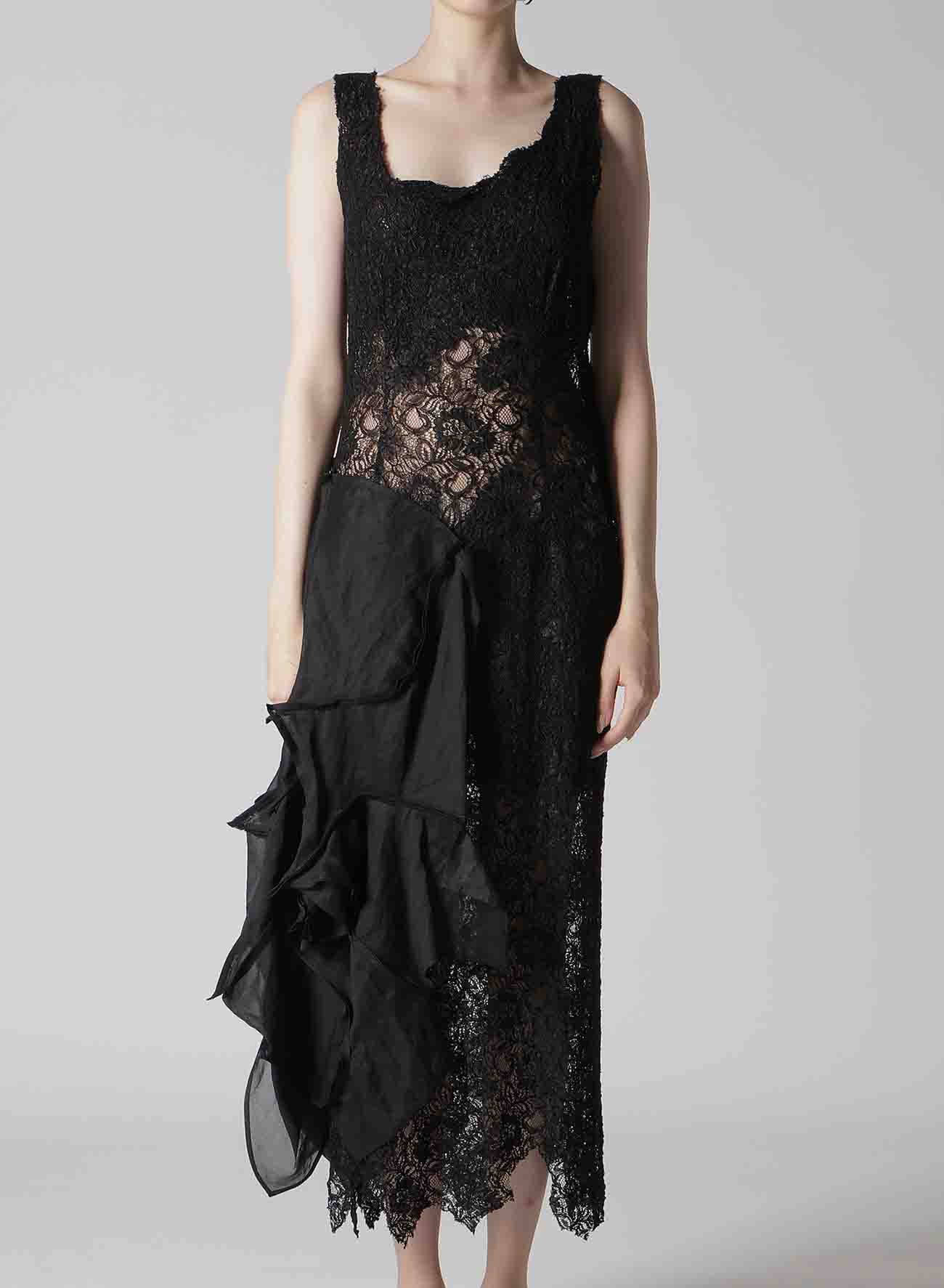 LACE PANEL 3D DRESS