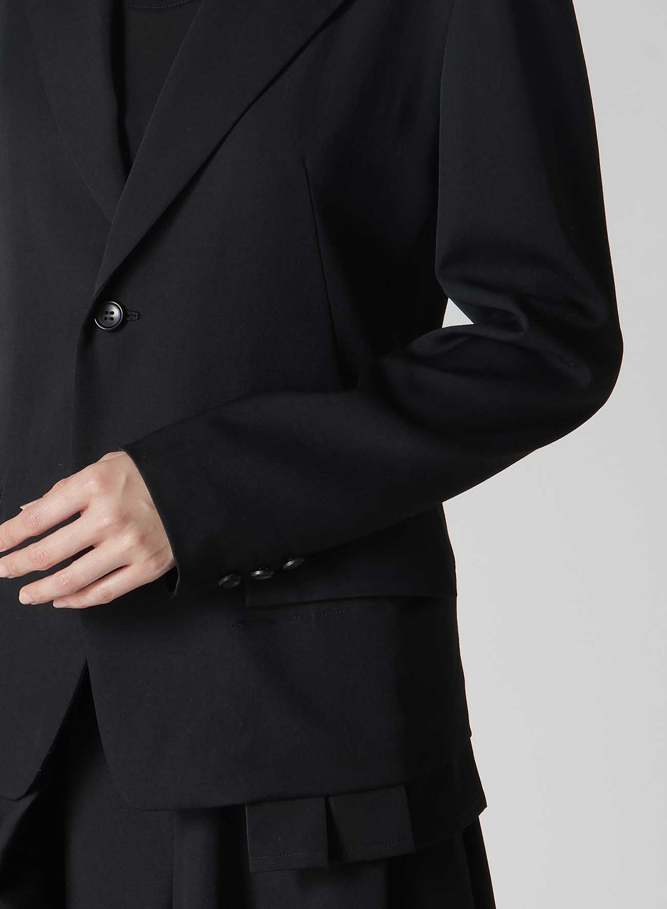 GABARDINE PLEATS DETAIL JACKET