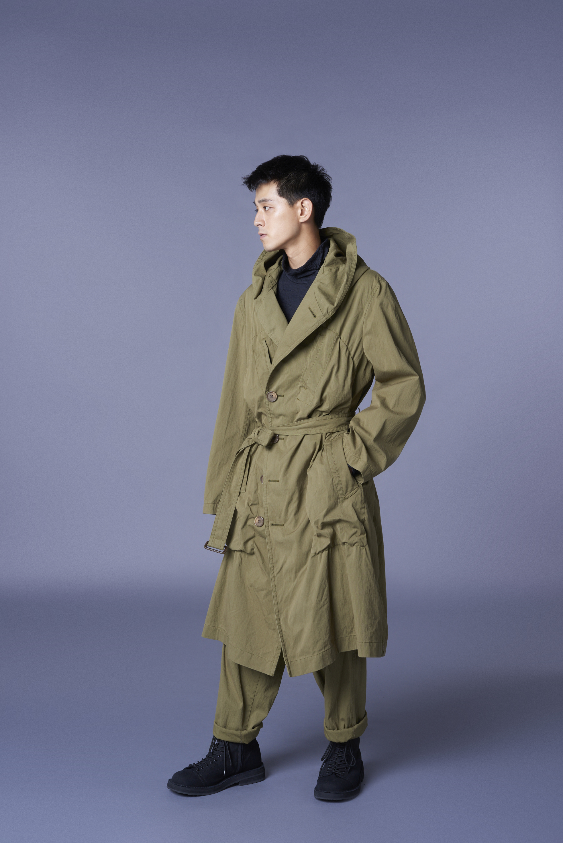 COTTON/NYLON OXFORD HOODED COAT WITH FULLED WOOL GAUZE POCKETS