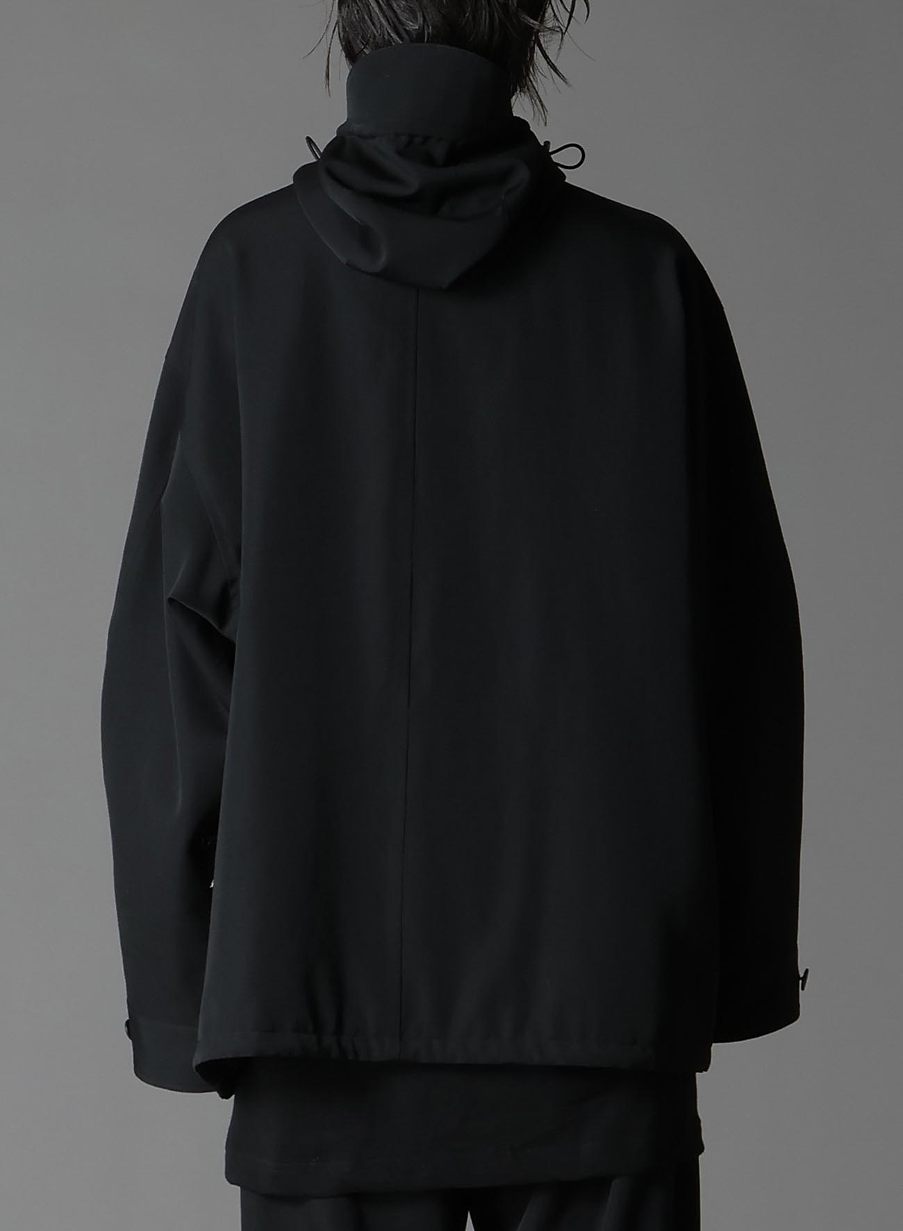 WOOL GABARDINE ZIPPER POCKET HOODED BLOUSON