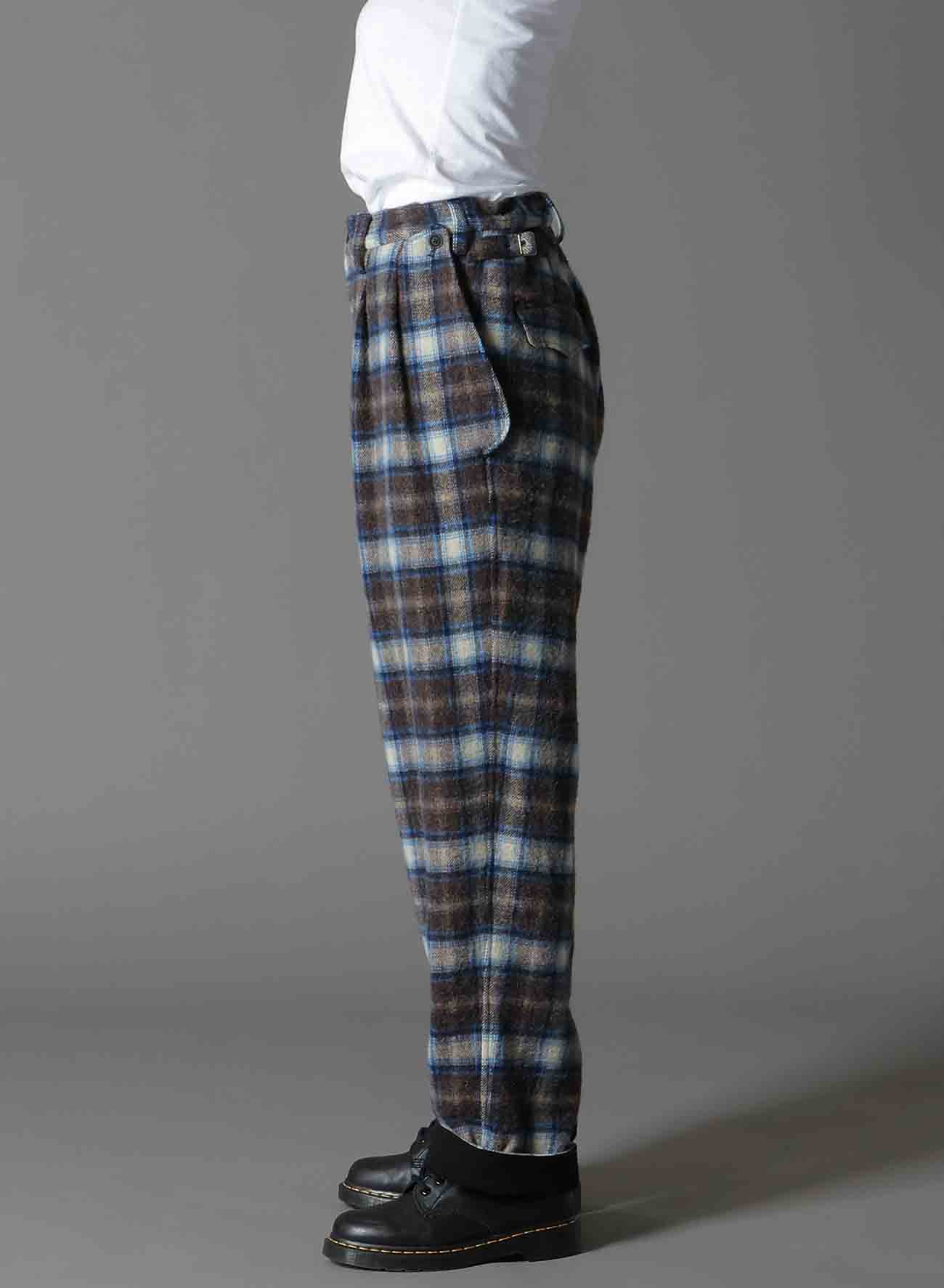 CHECKED SHAGGY WOOL SIDE CUT-OFF PANTS