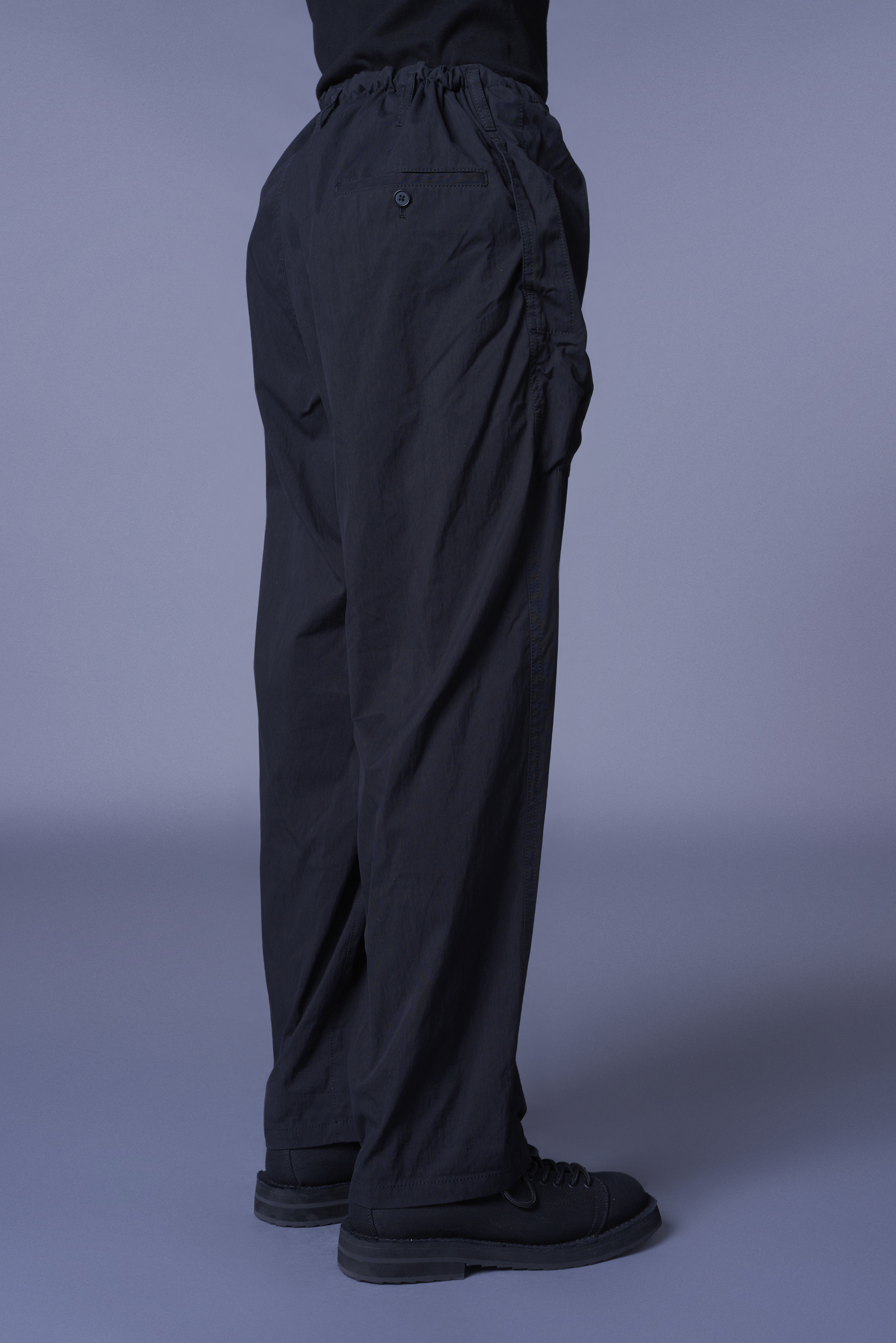 COTTON/NYLON OXFORD STRING PANTS WITH FULLED WOOL GAUZE POCKETS