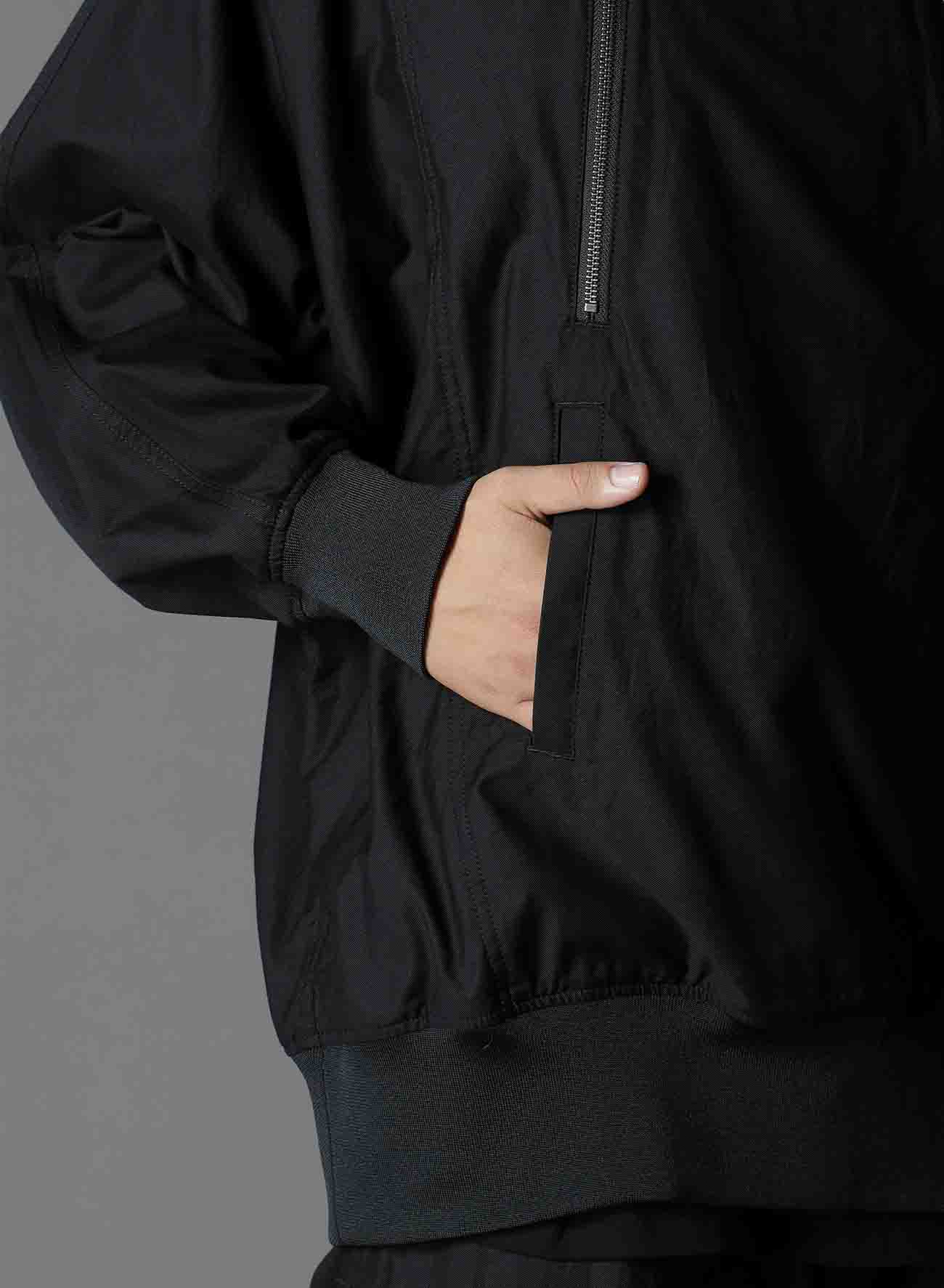 WIDE TWILL INVERTED V PARKA BLOUSON