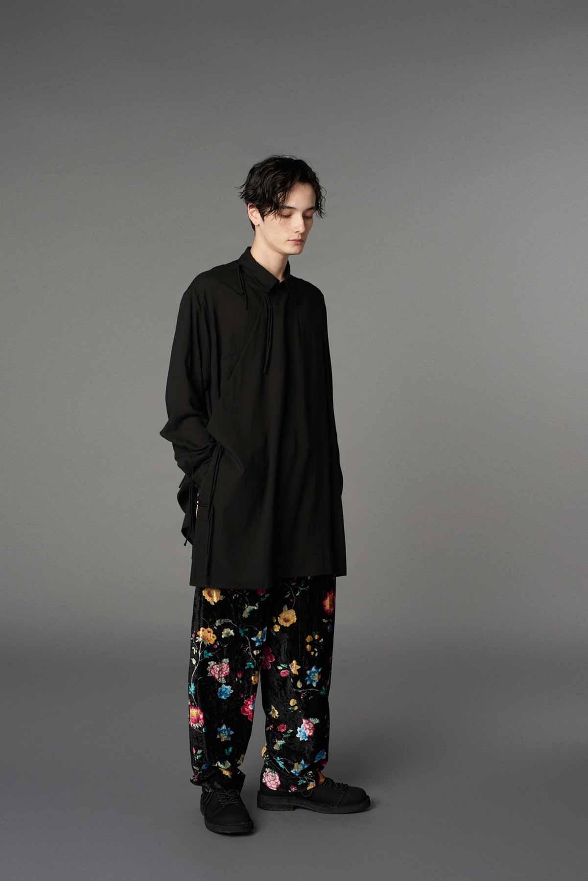 【1/17 10:00(JST) Release】RAYON VELVET PRINT CHINESE FLOWER WAIST DRAWSTRING PANTS