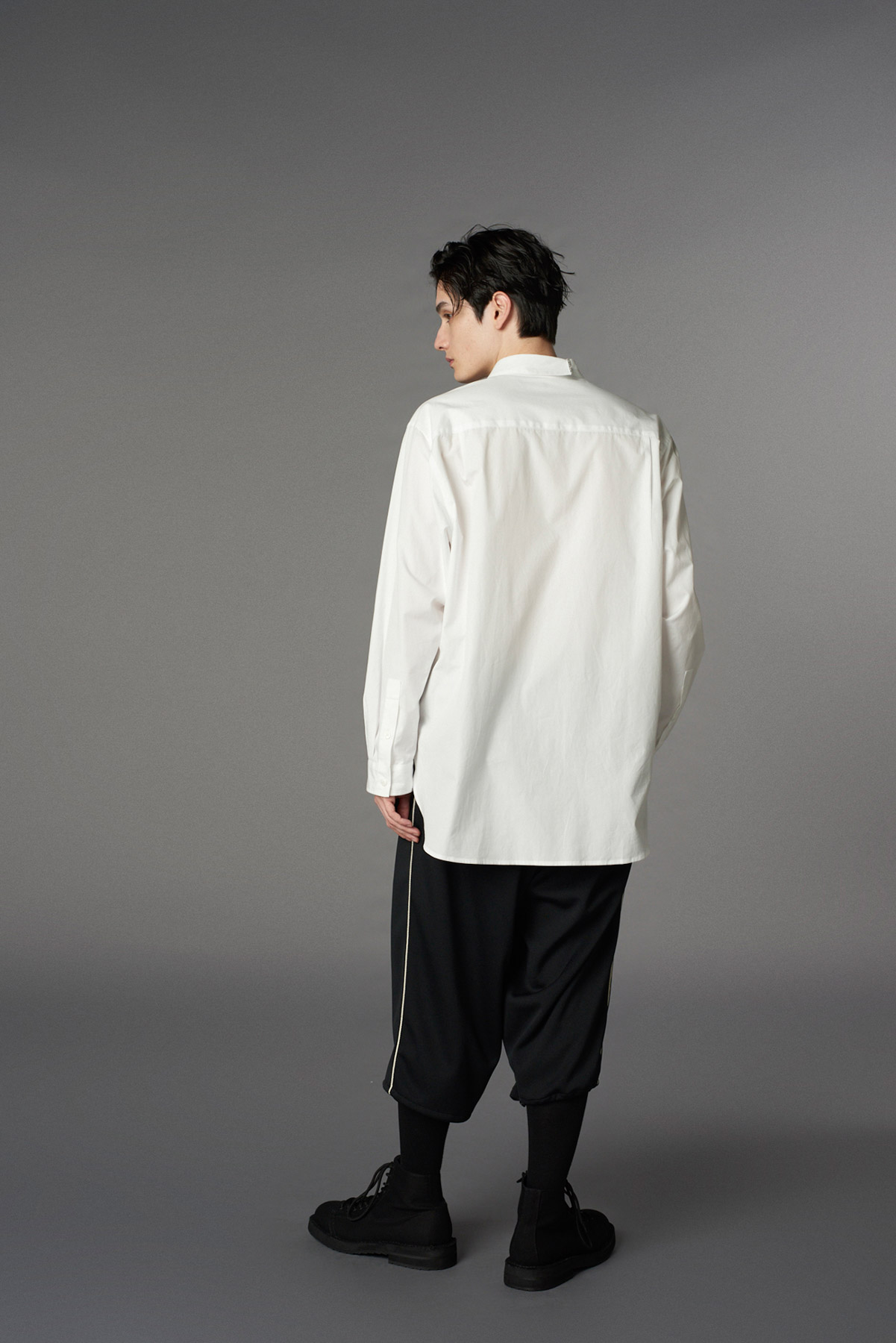 【1/17 10:00(JST) Release】POLYESTER SMOOTH SHORT PANTS