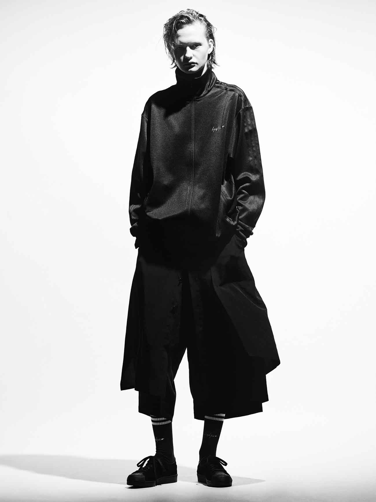 Y-3 KURO SUPERSTAR