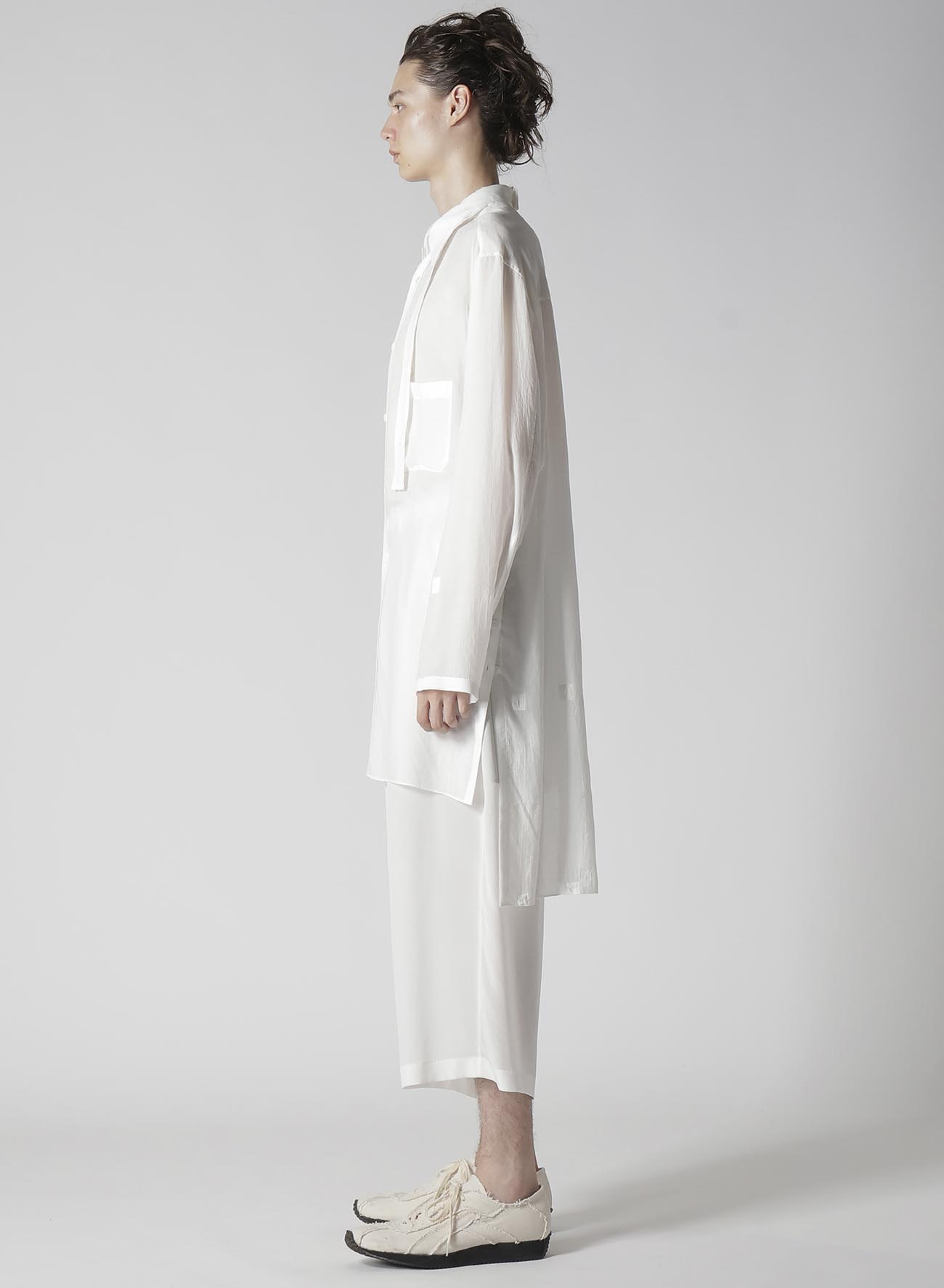 【Launching 10:00(JST), Jan 11】60 CELLULOSE LOAN DOUBLE LAYER TAB COLLAR BLOUSE