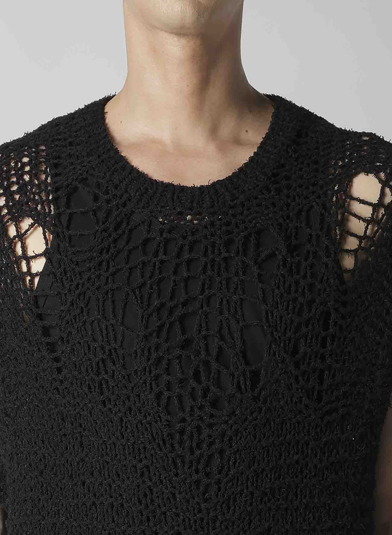 HAND KNITTED DAMAGE PROCESSED GARTER ROUND NECK VEST