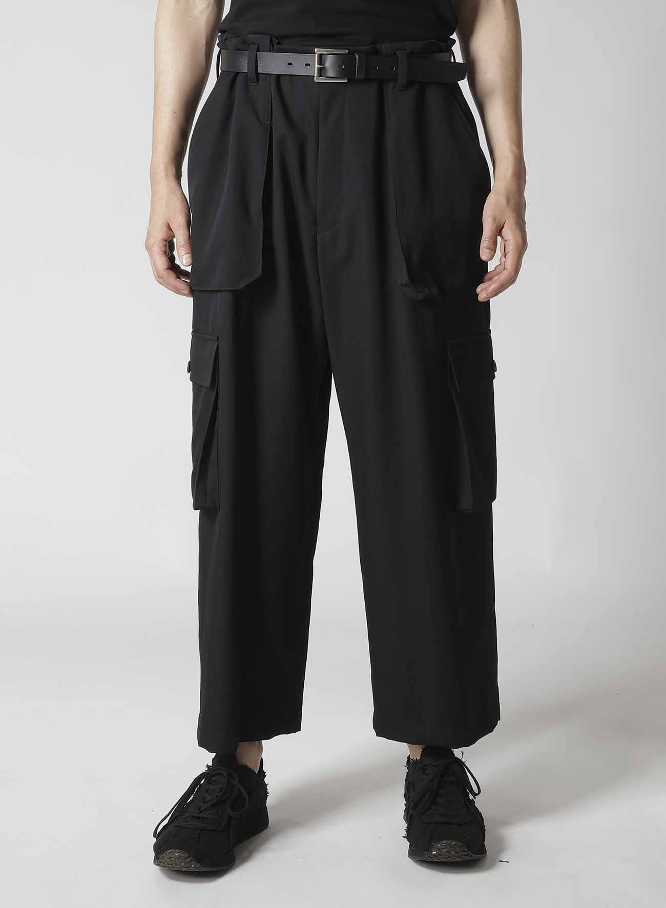 【Launching 10:00(JST), Jan 11】WOOL GABARDINE POCKET DETAIL PANTS