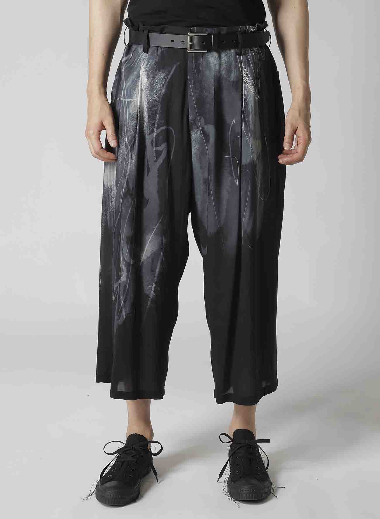 【Launching 10:00(JST), Jan 11】TUCKED SEAM PANTS