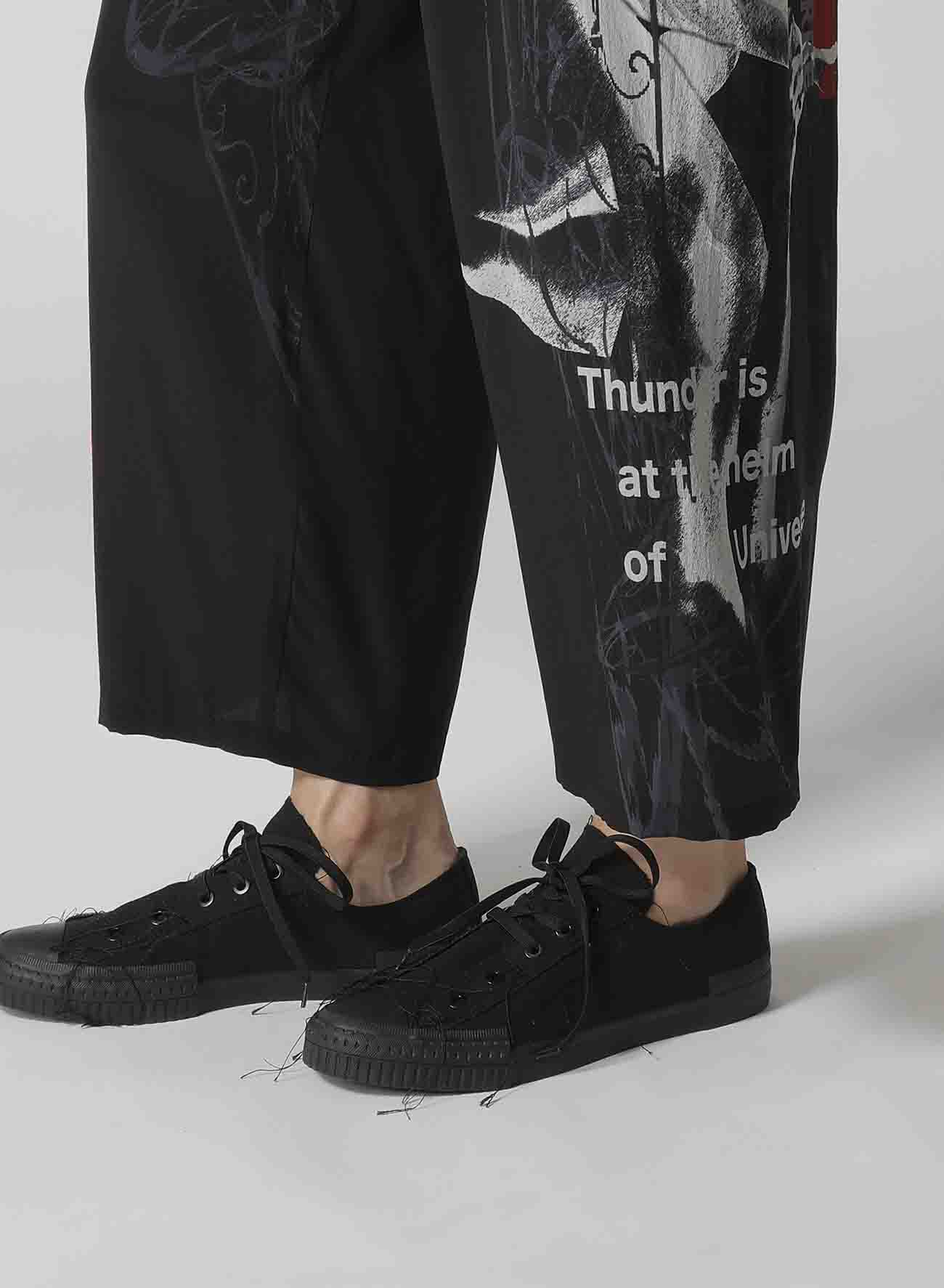 【Launching 10:00(JST), Jan 11】UNIVERSE MESSAGE PRINT PANTS