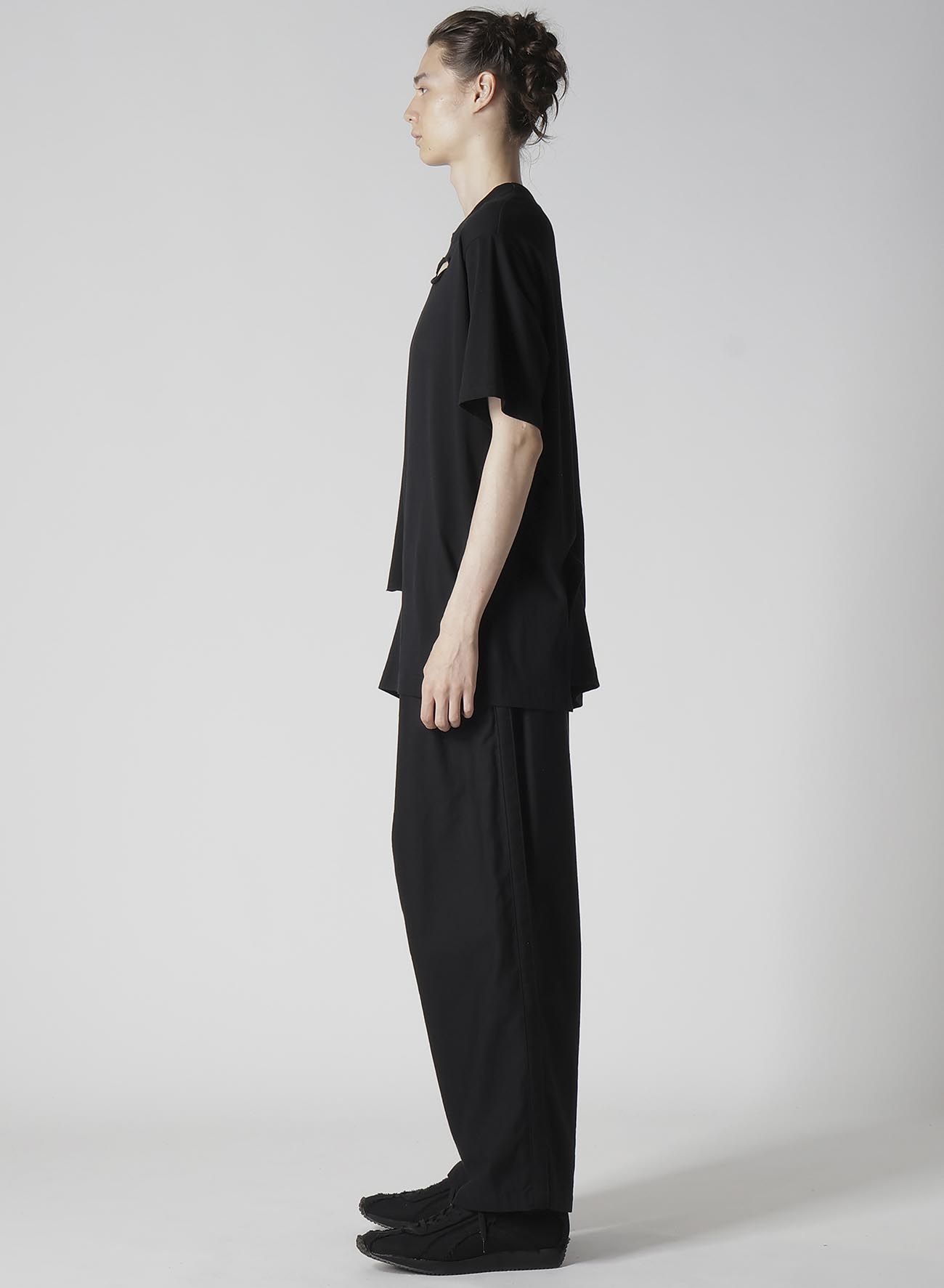 COMBED SINGLE JERSEY SLIT DETAIL S SLEEVE T