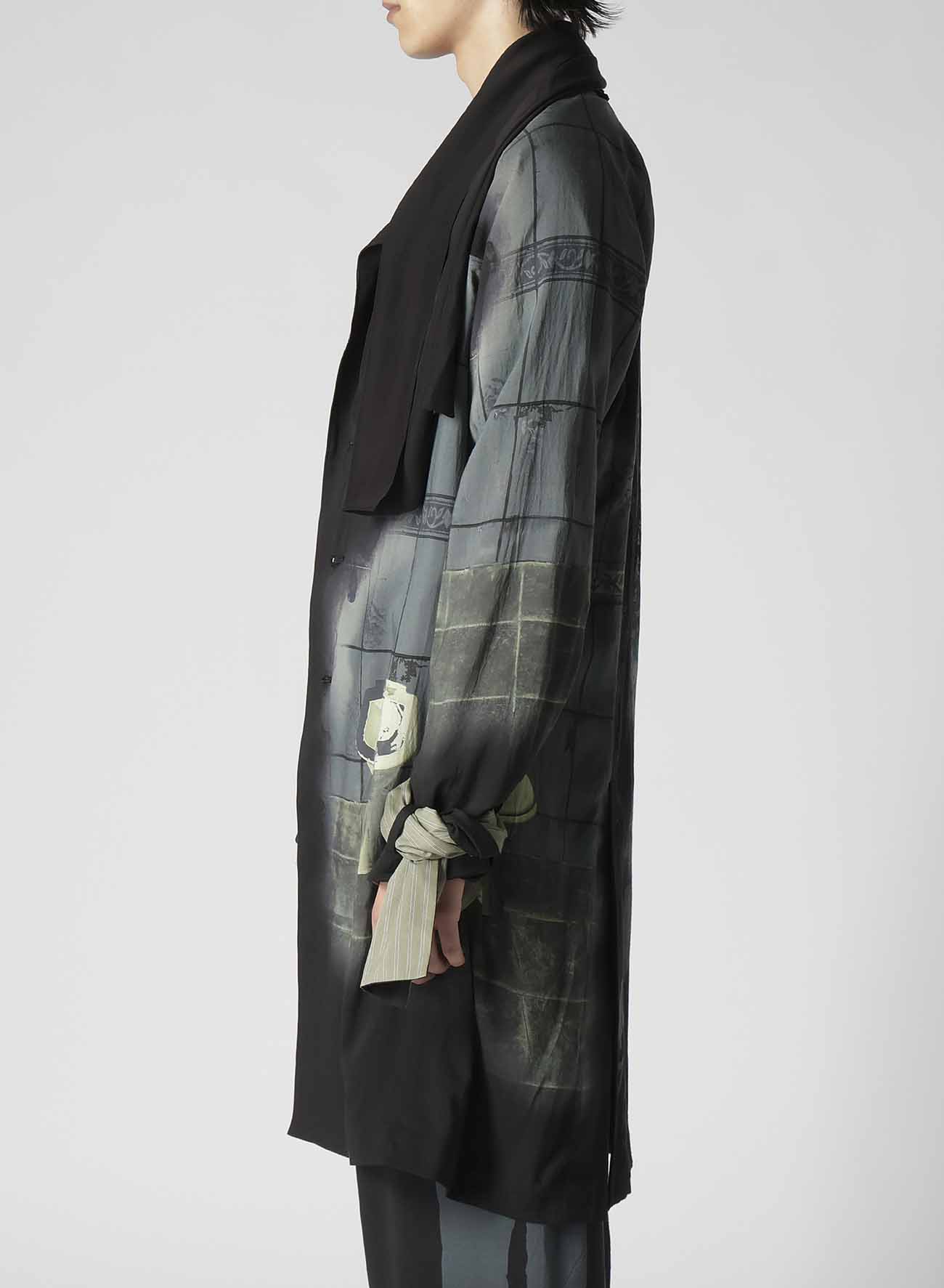 LONG JACKET WITH DETACHABLE STOLE