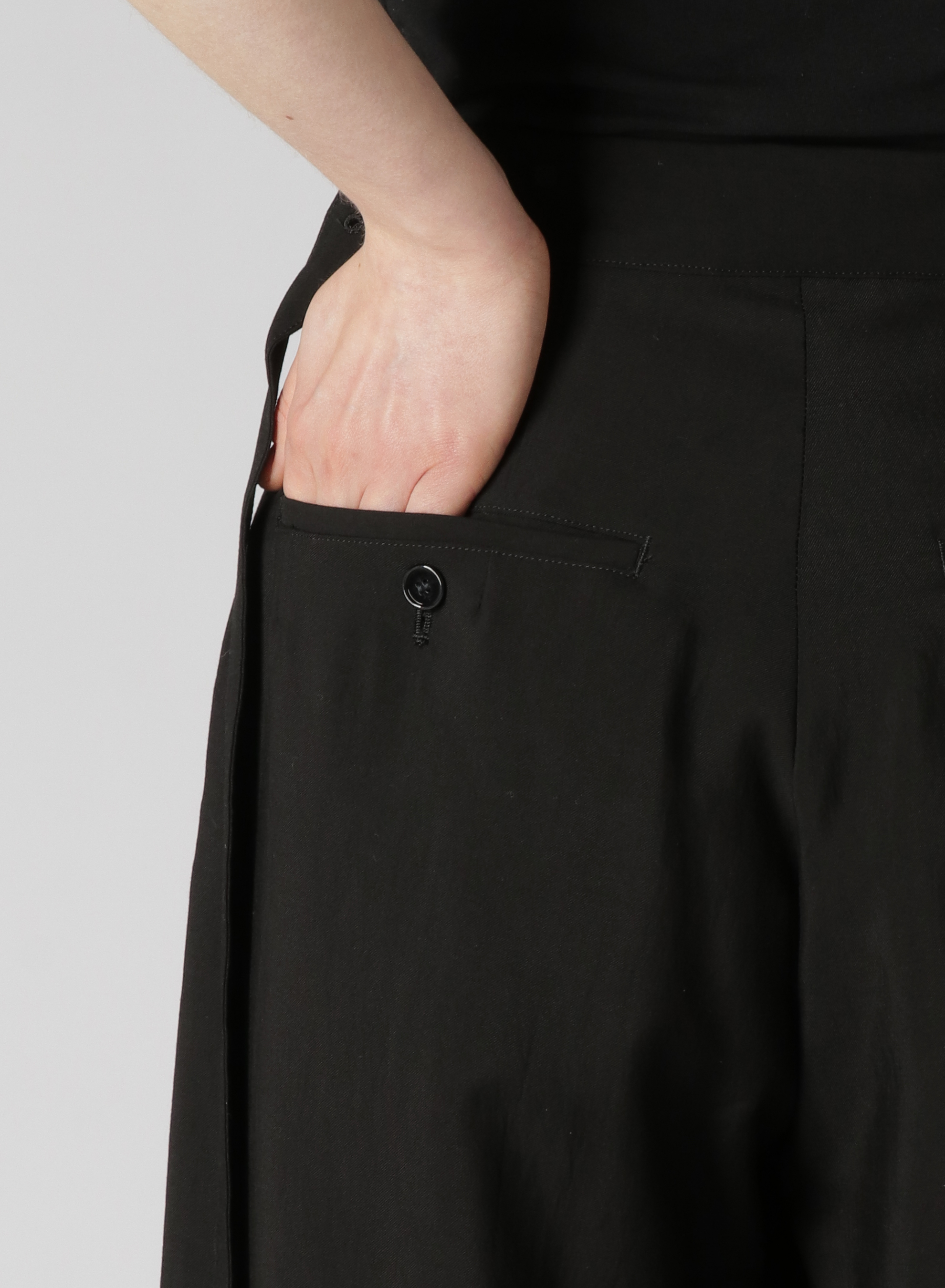 Ly/Cu Gabardine A Open Front Hem Wide Pants