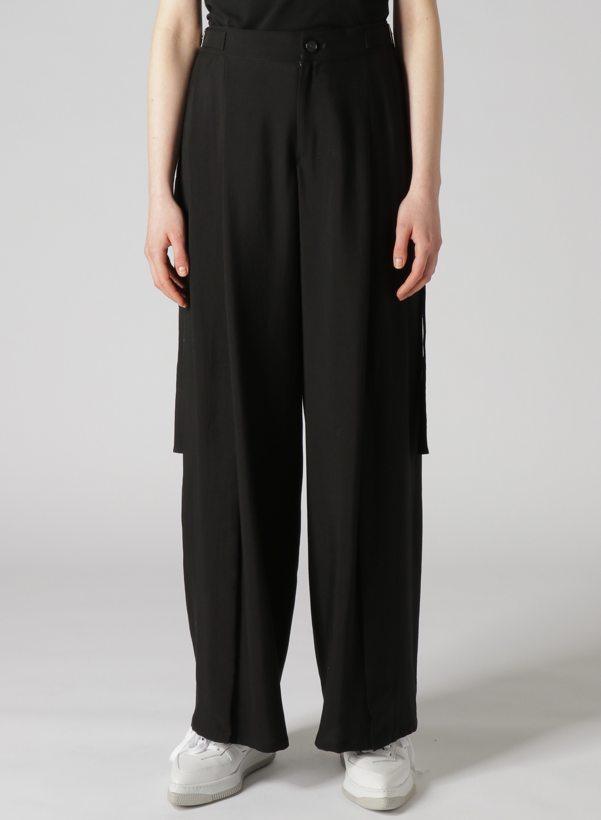 Ly/Cu Gabardine A Open Front Hem Wide Pants