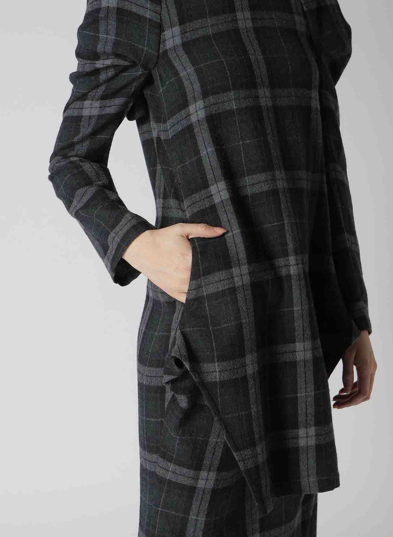 GRAY PLAID TUCKED SLV DRESS