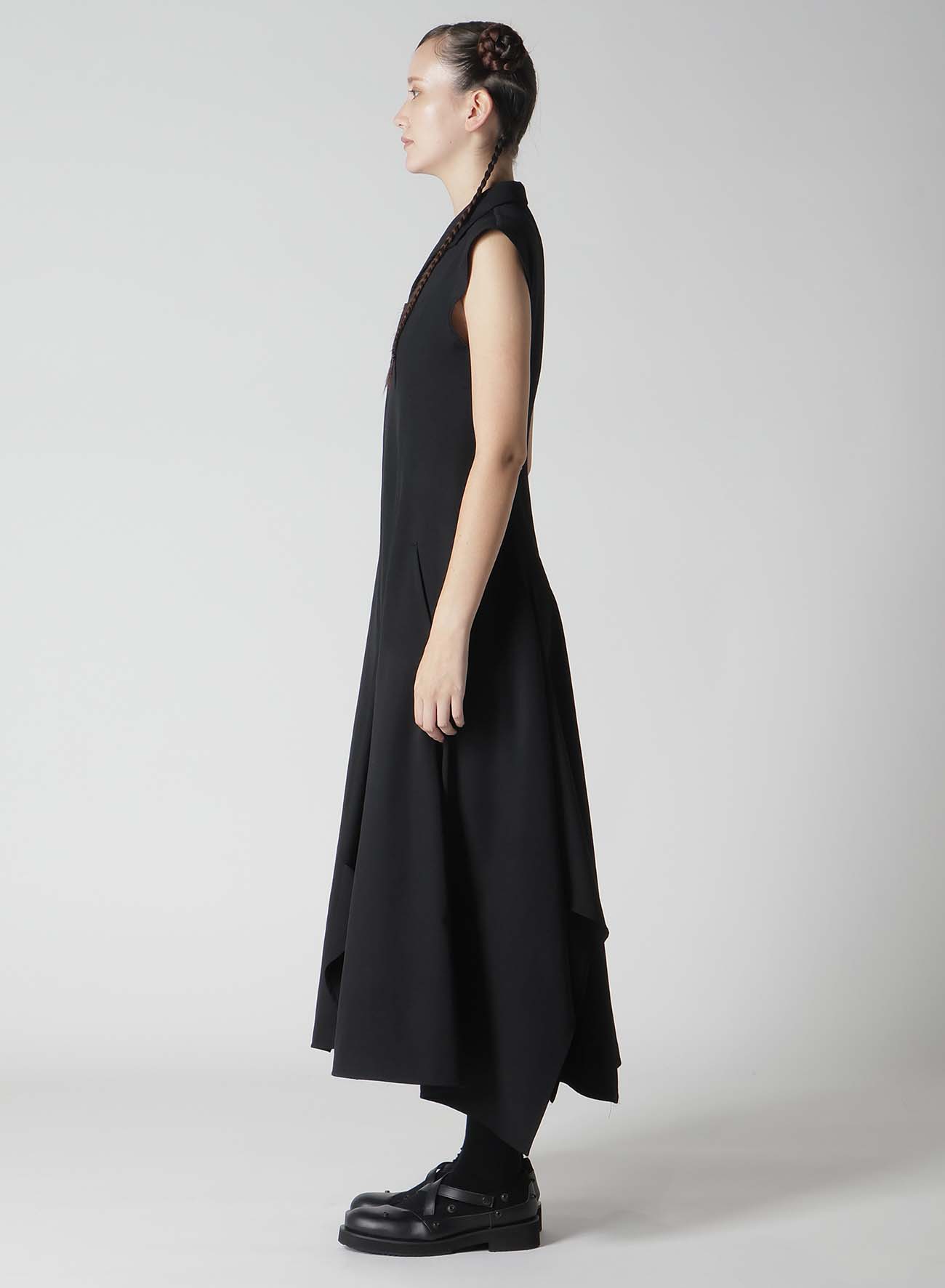 WOOL GABARDINE FRONT OPEN FLARED DRESS