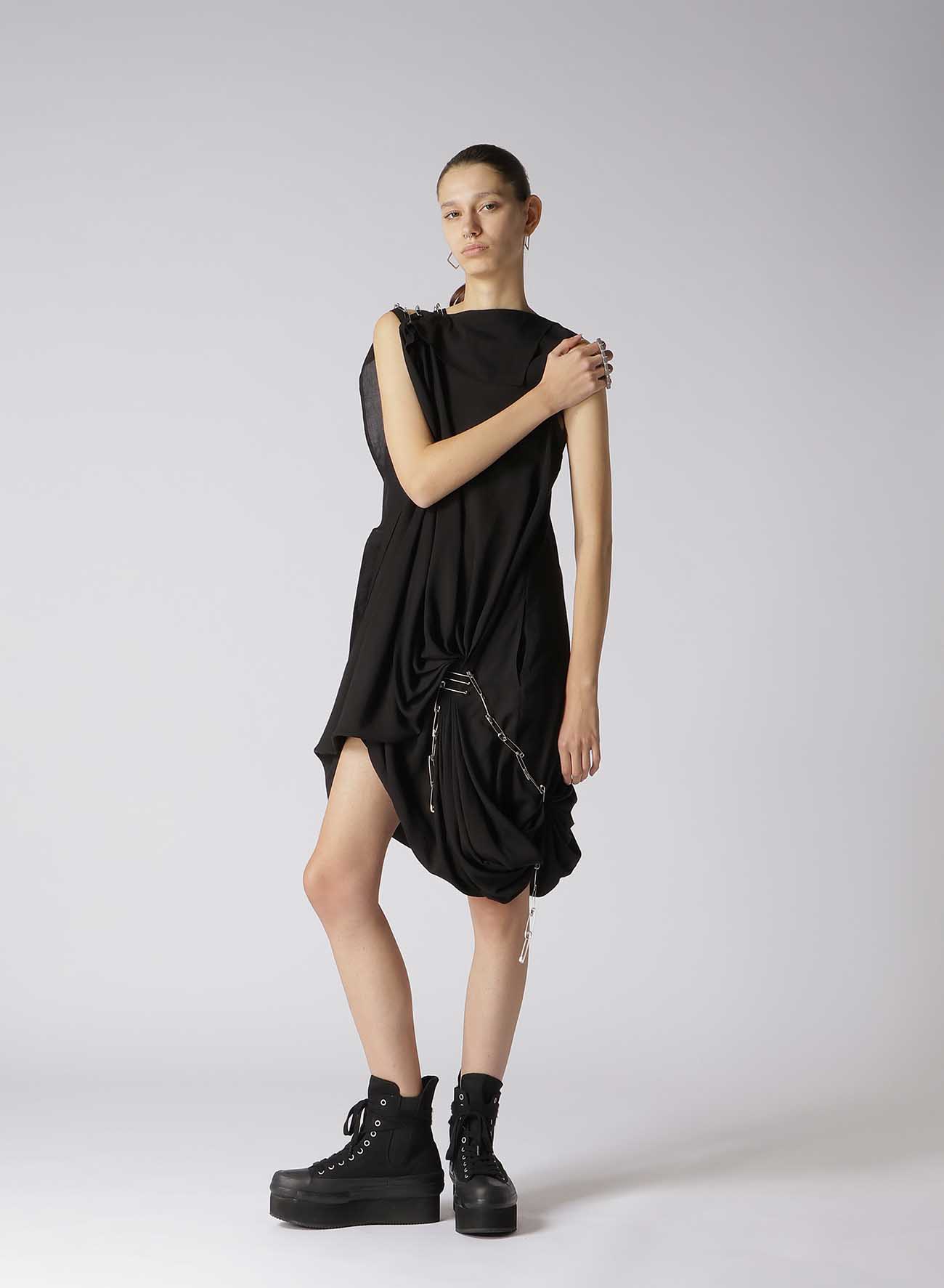 SOFT LAWN DRAPE DRESS WITH PIN