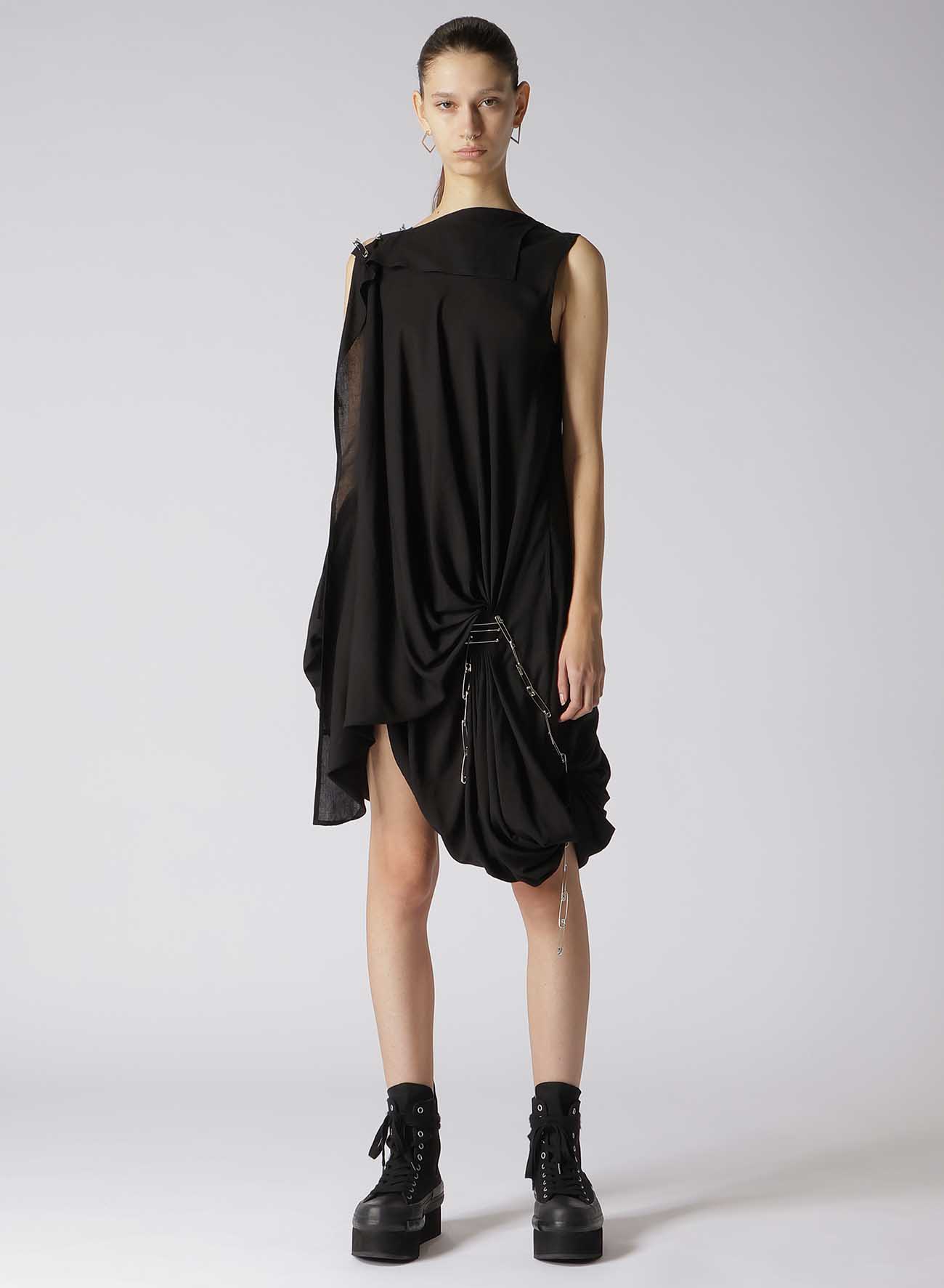 SOFT LAWN DRAPE DRESS WITH PIN