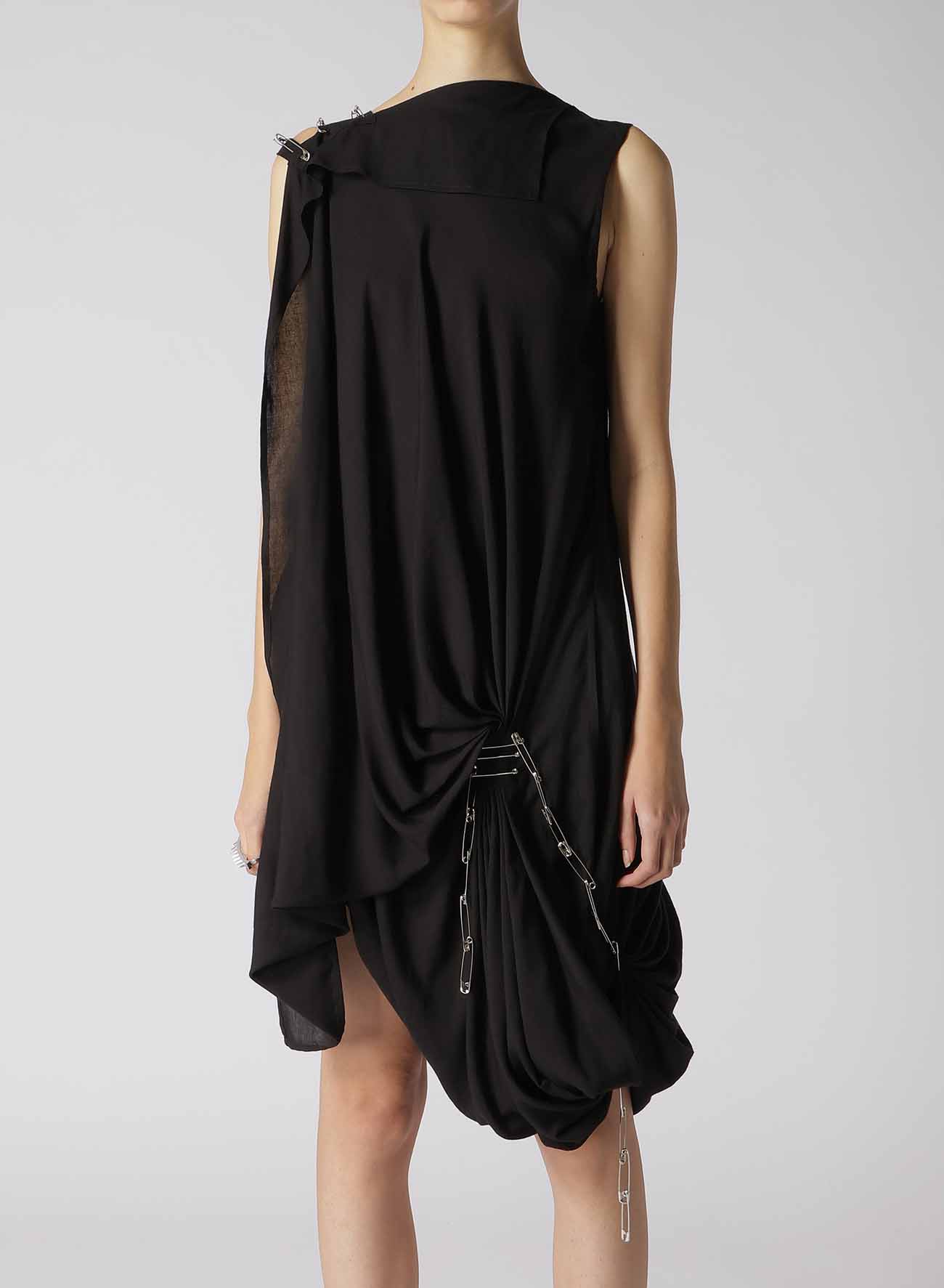 SOFT LAWN DRAPE DRESS WITH PIN