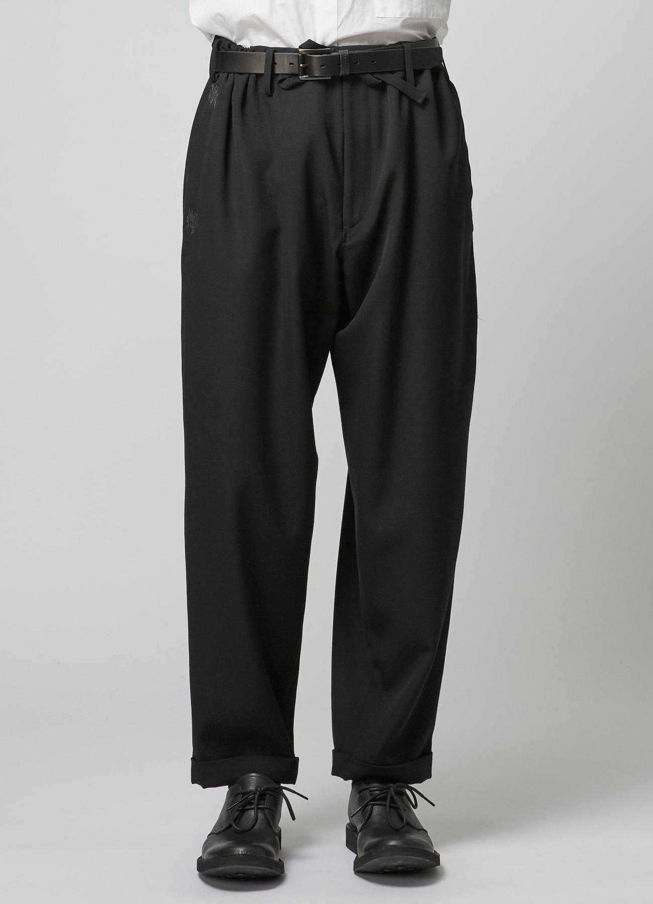 WOOL GABARDINE DRAWSTRING PANTS WITH BOX POCKET ZIG-ZAG STITCH