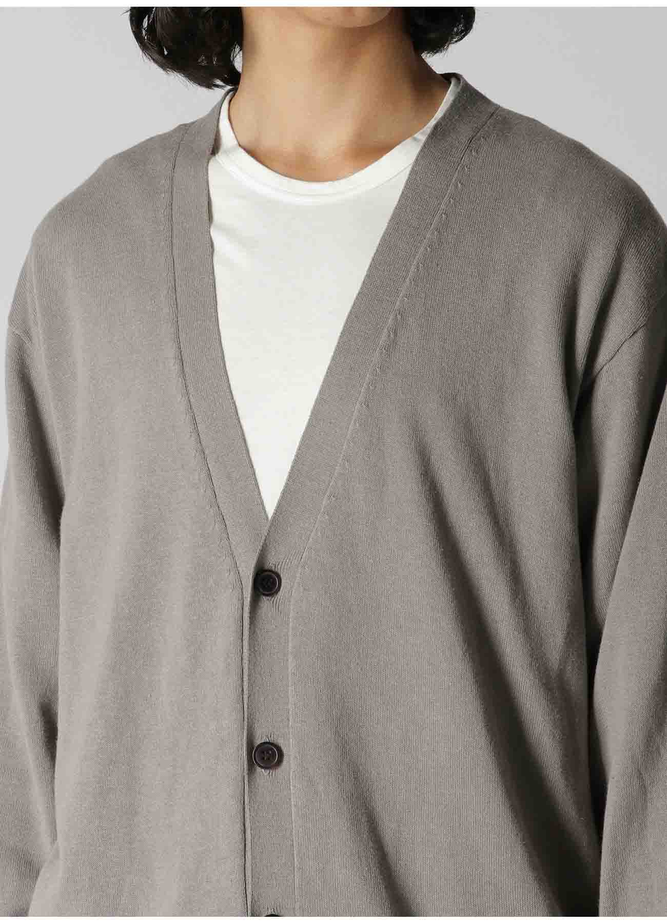 12G PLAIN STITCH V-NECK CARDIGAN