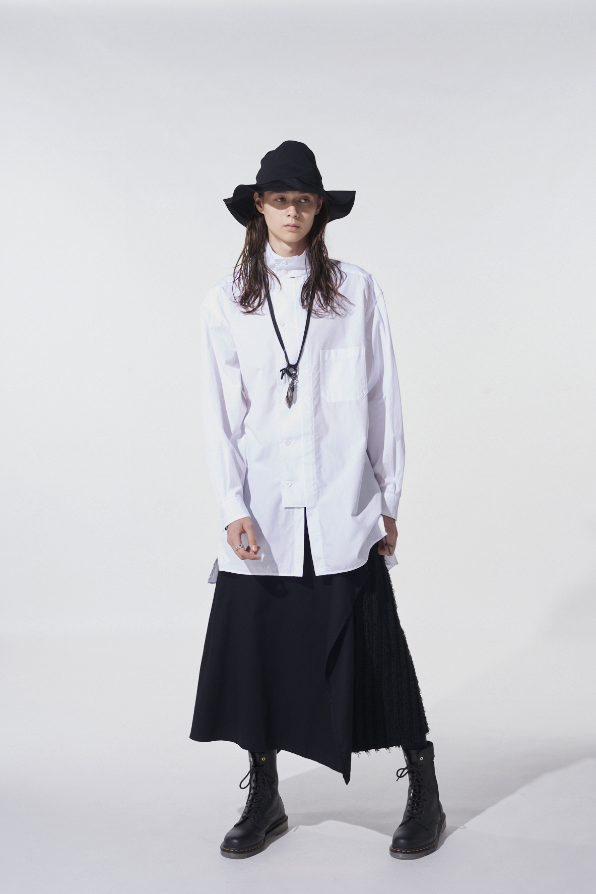 COTTON BROAD MULTI-BUTTONED SLEEVES STAND COLLAR SHIRT