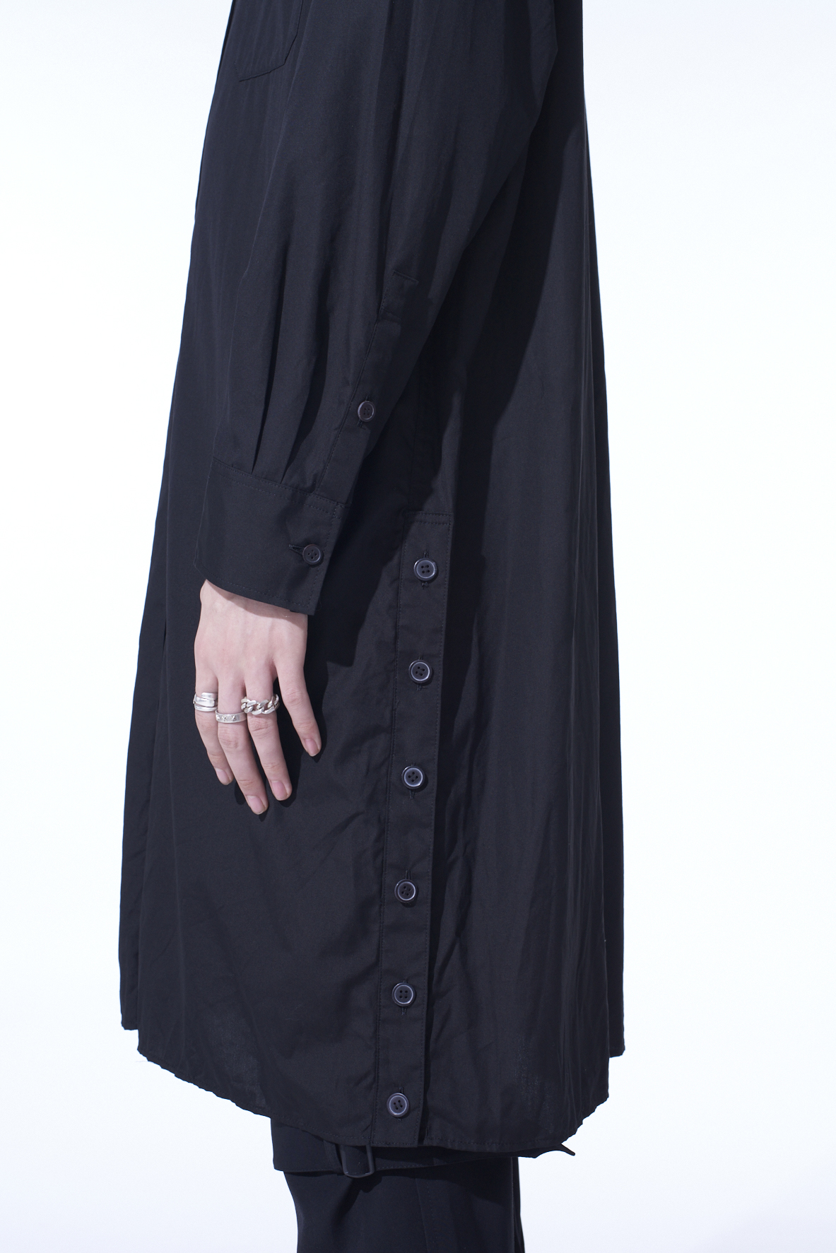 COTTON BROAD BUTTON SLITS LONG SHIRT