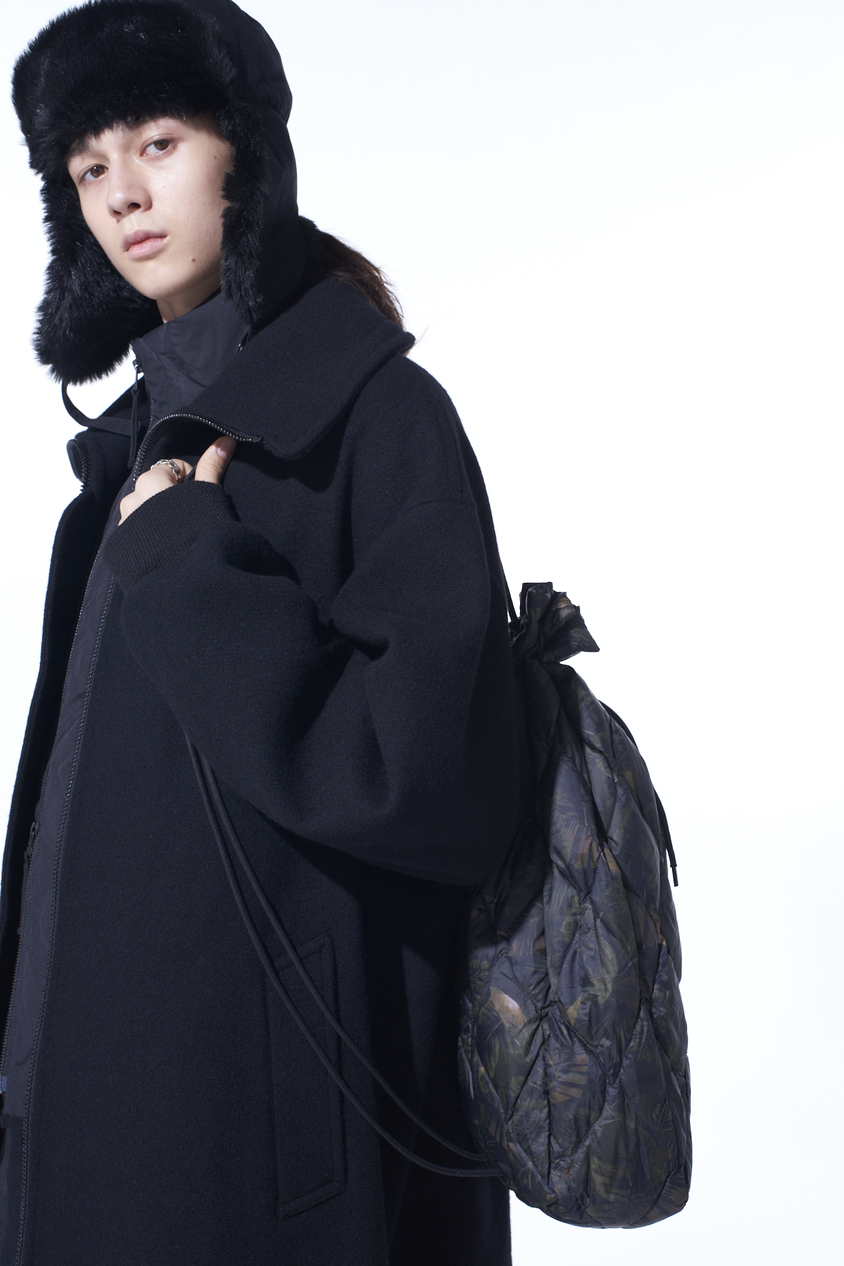 【11/21 12:00 Release】【S'YTE X TAION】DAHLIA CAMOUFLAGE QUILTED DOWN 2WAY MINI BONSACK