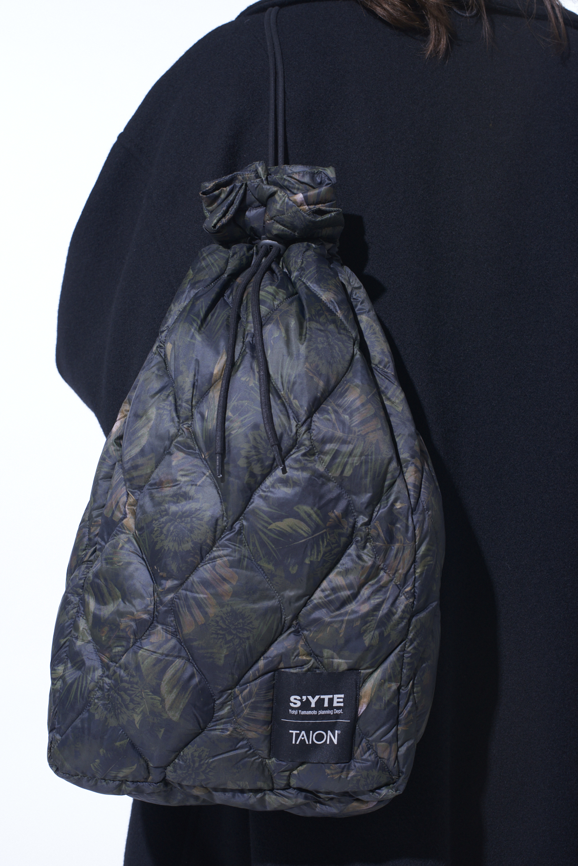 【11/21 12:00 Release】【S'YTE X TAION】DAHLIA CAMOUFLAGE QUILTED DOWN 2WAY MINI BONSACK