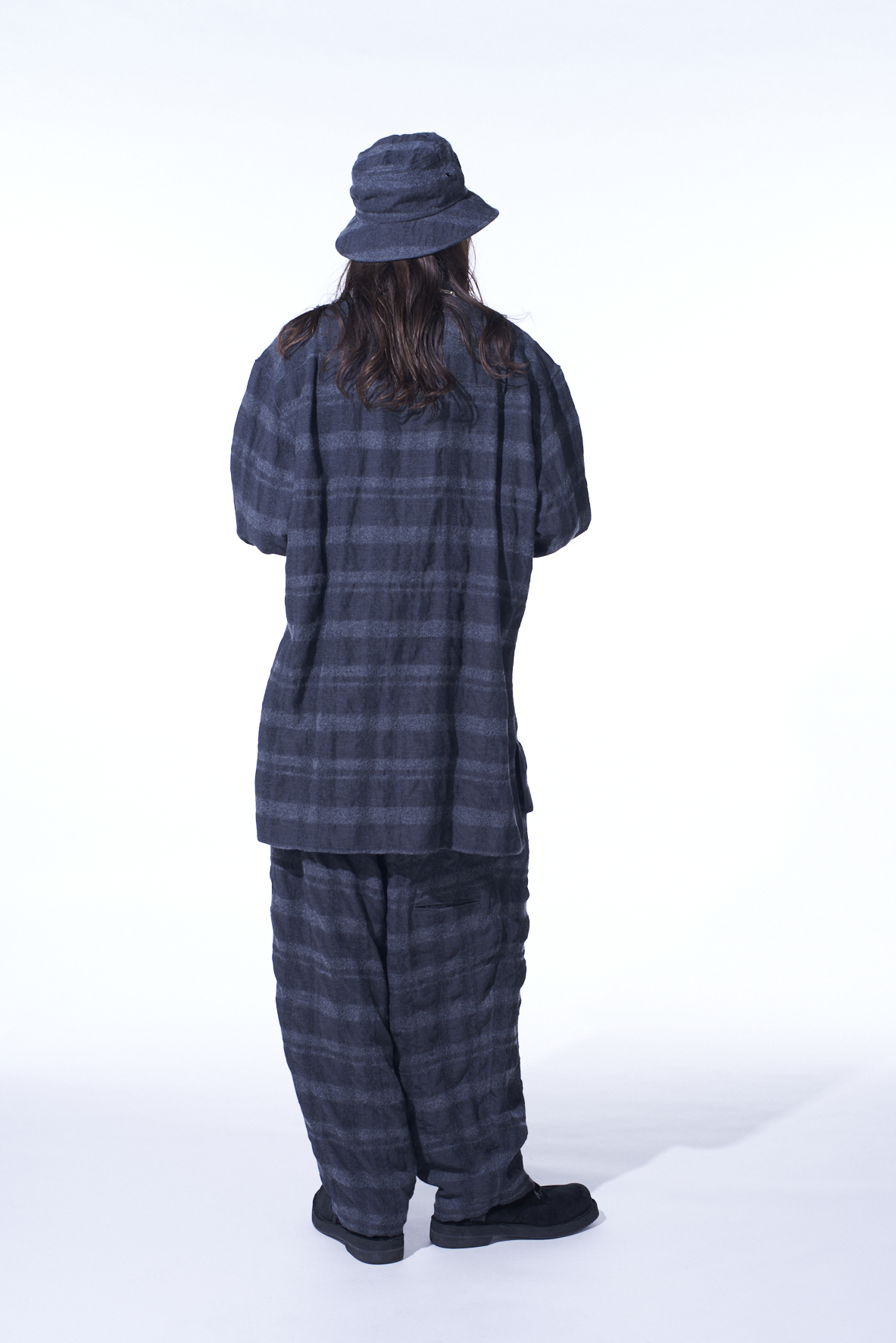 FULLING FINISHED SHADOW CHECK 3-TUCK WIDE TROUSERS