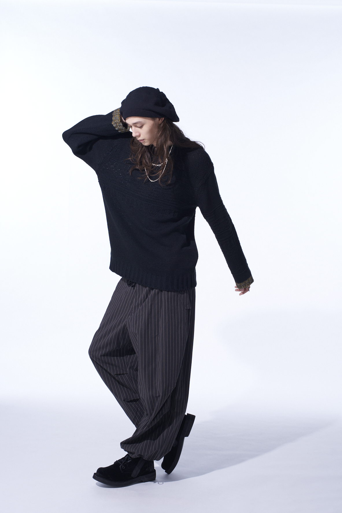 OVERDYED STRIPES KNEE TUCK WIDE PANTS