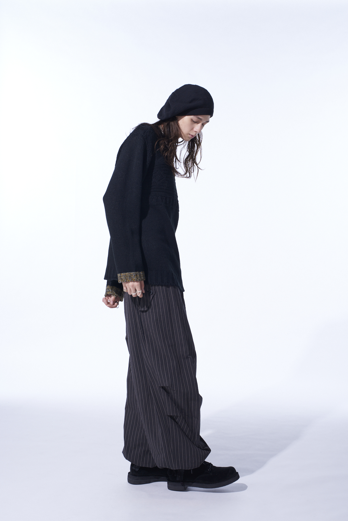 OVERDYED STRIPES KNEE TUCK WIDE PANTS