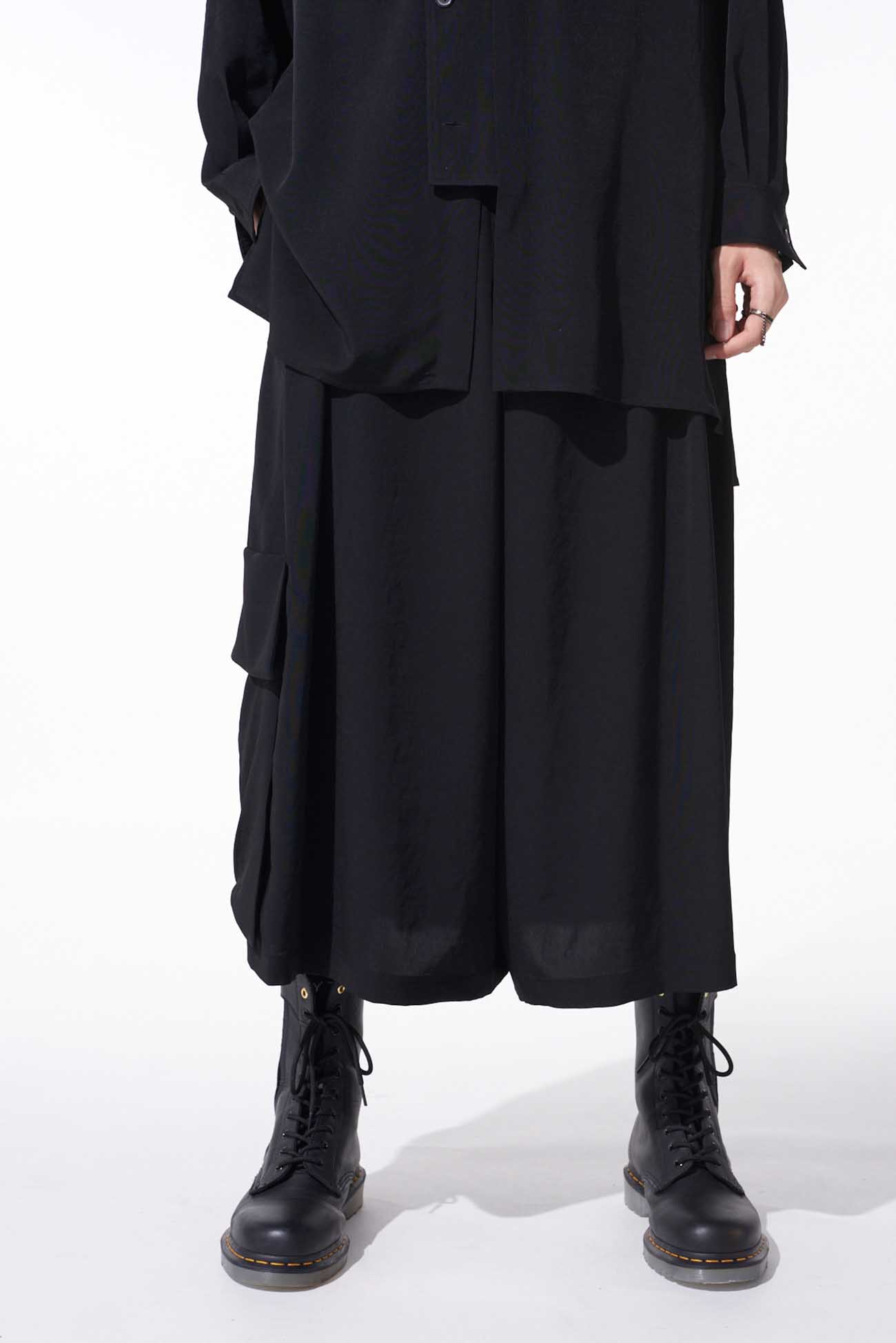 CREPE de CHINE CROPPED WIDE PANTS WITH GUSSETED FLAP POCKET