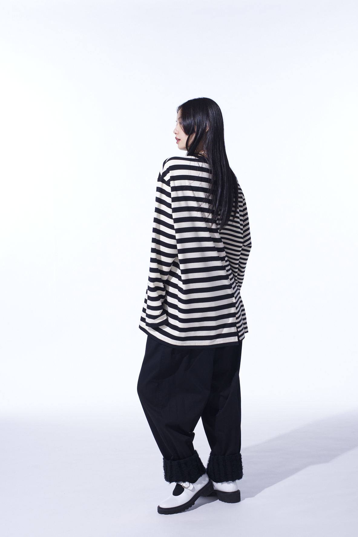 THIN STRIPE + THICK STRIPE SHIFTING LONG SLEEVE T-SHIRT