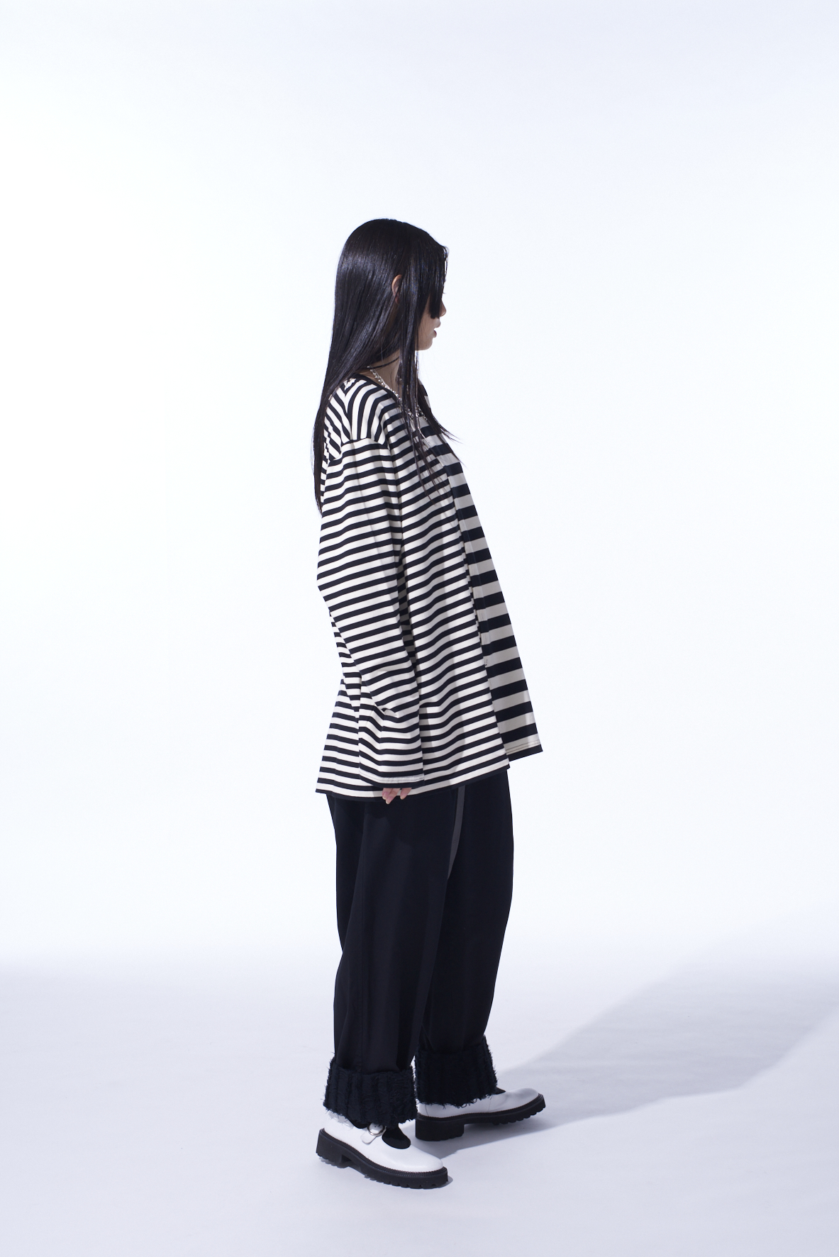 THIN STRIPE + THICK STRIPE SHIFTING LONG SLEEVE T-SHIRT