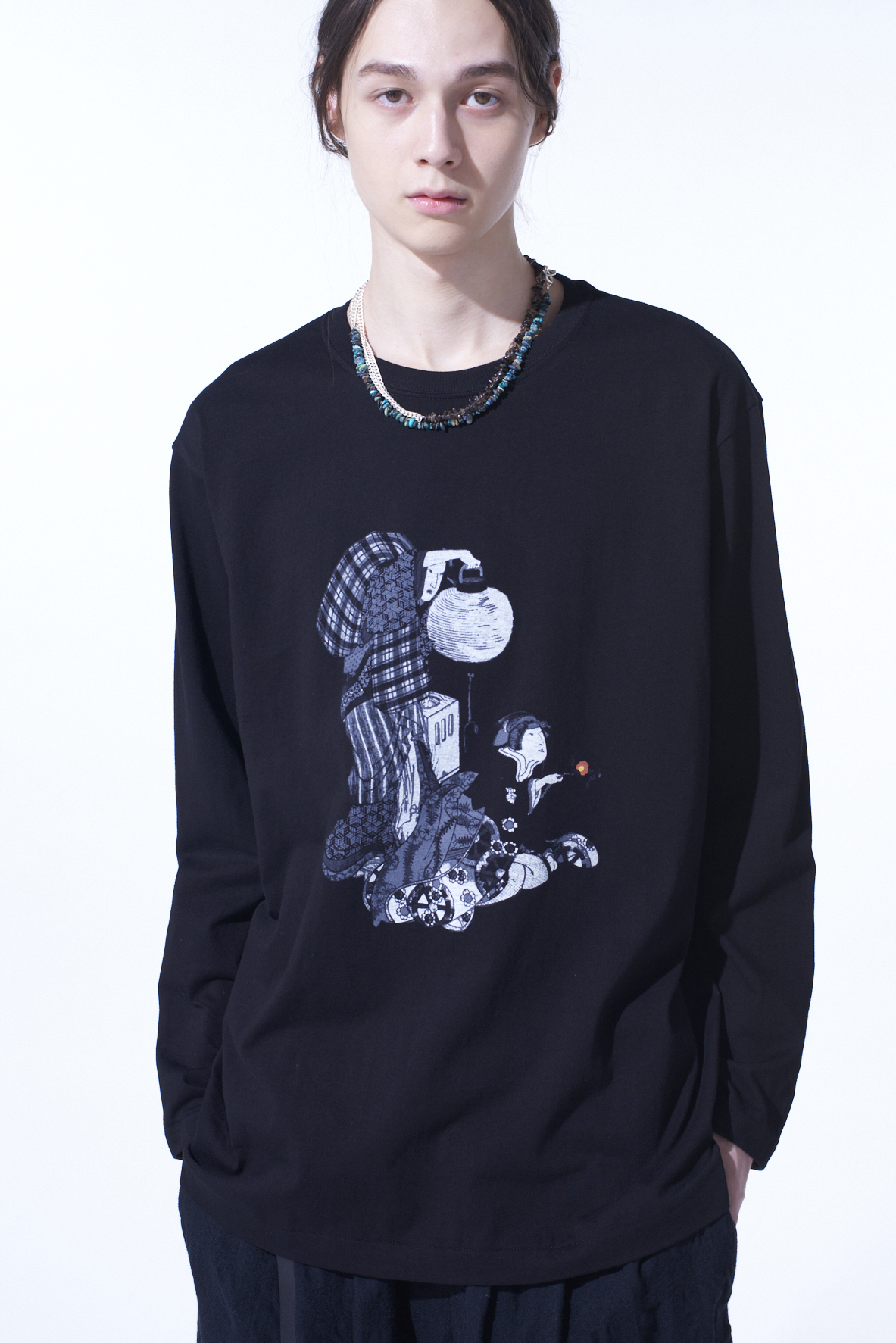 "FLOWERS AND LANTERNS" UKIYO-E GRAPHIC LONG-SLEEVED T-SHIRT