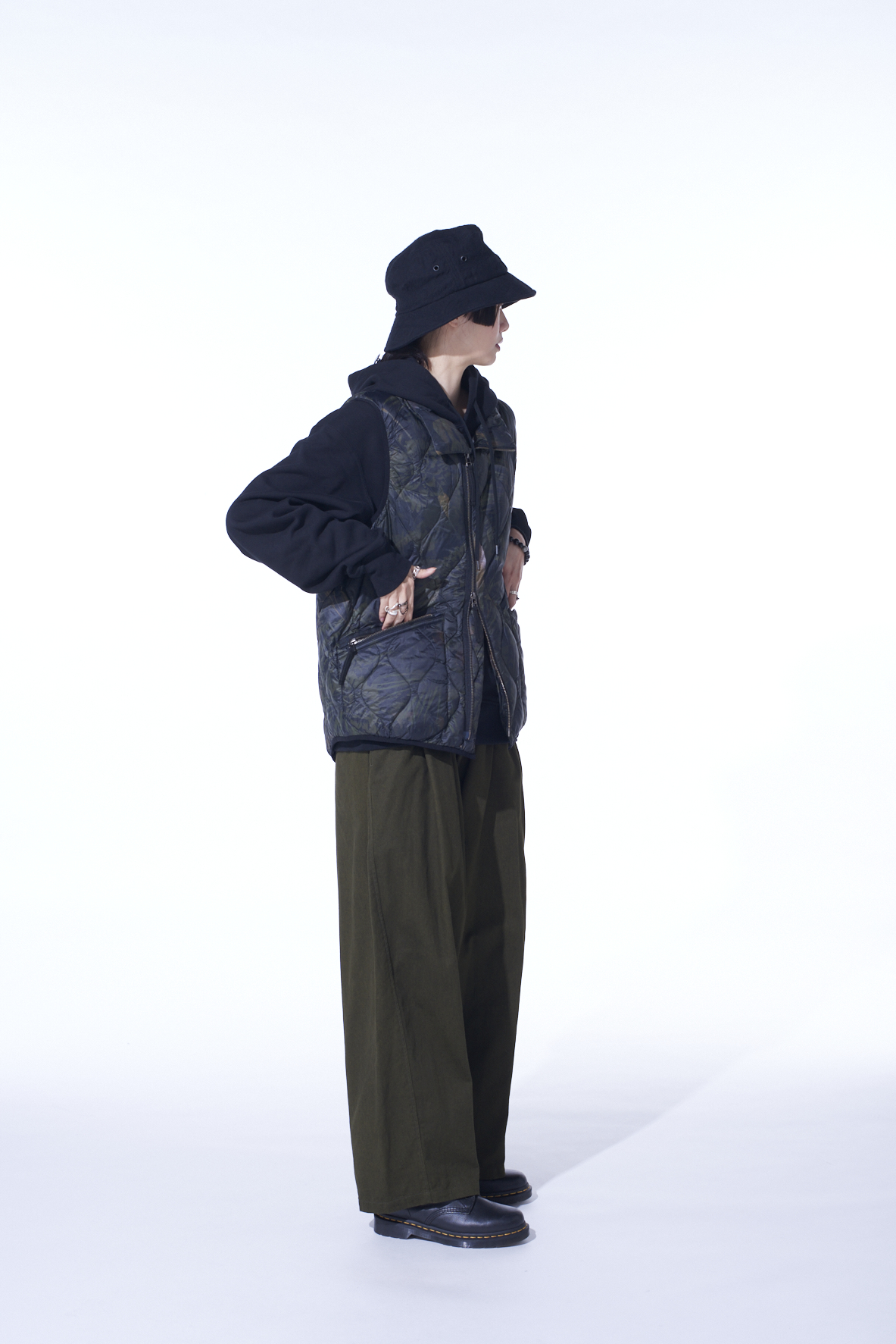 【12/5 12:00 Release】【S'YTE X TAION】DAHLIA CAMOUFLAGE QUILTED DOWN VEST