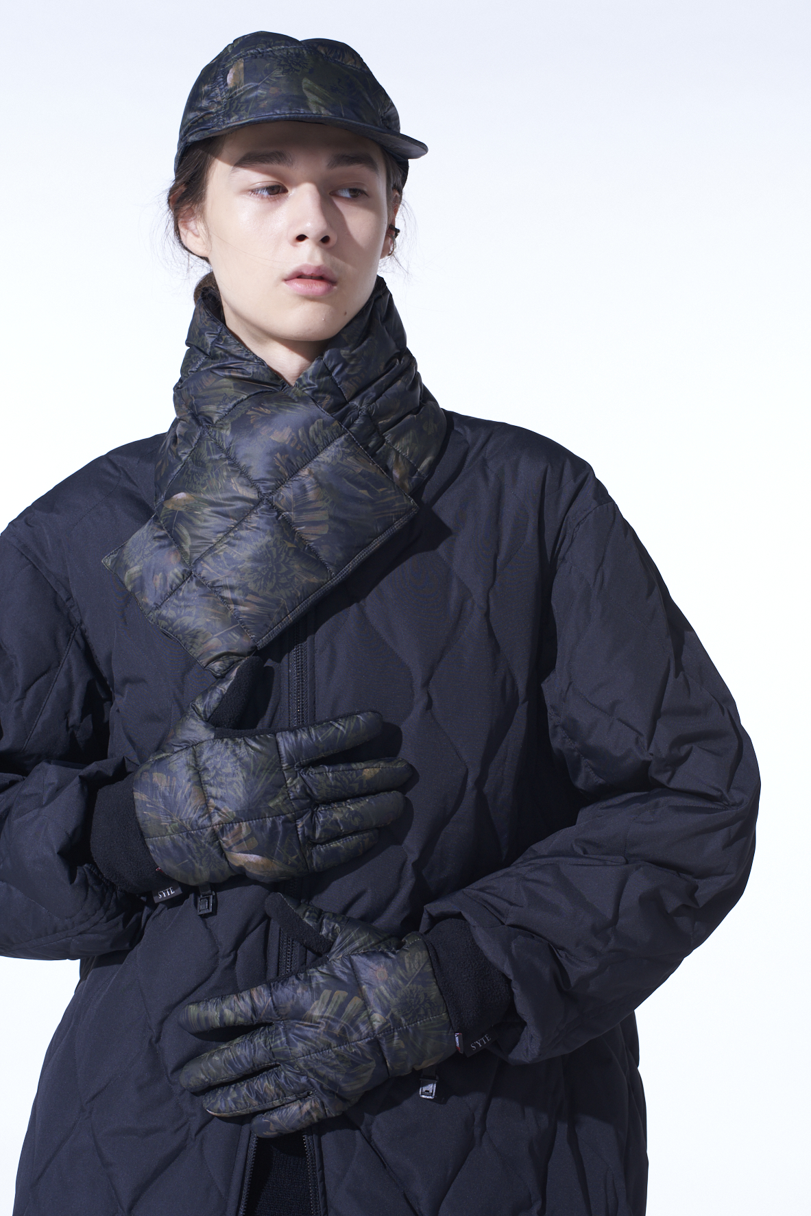 【12/5 12:00 Release】【S'YTE X TAION】DAHLIA CAMOUFLAGE QUILTED DOWN GLOVE