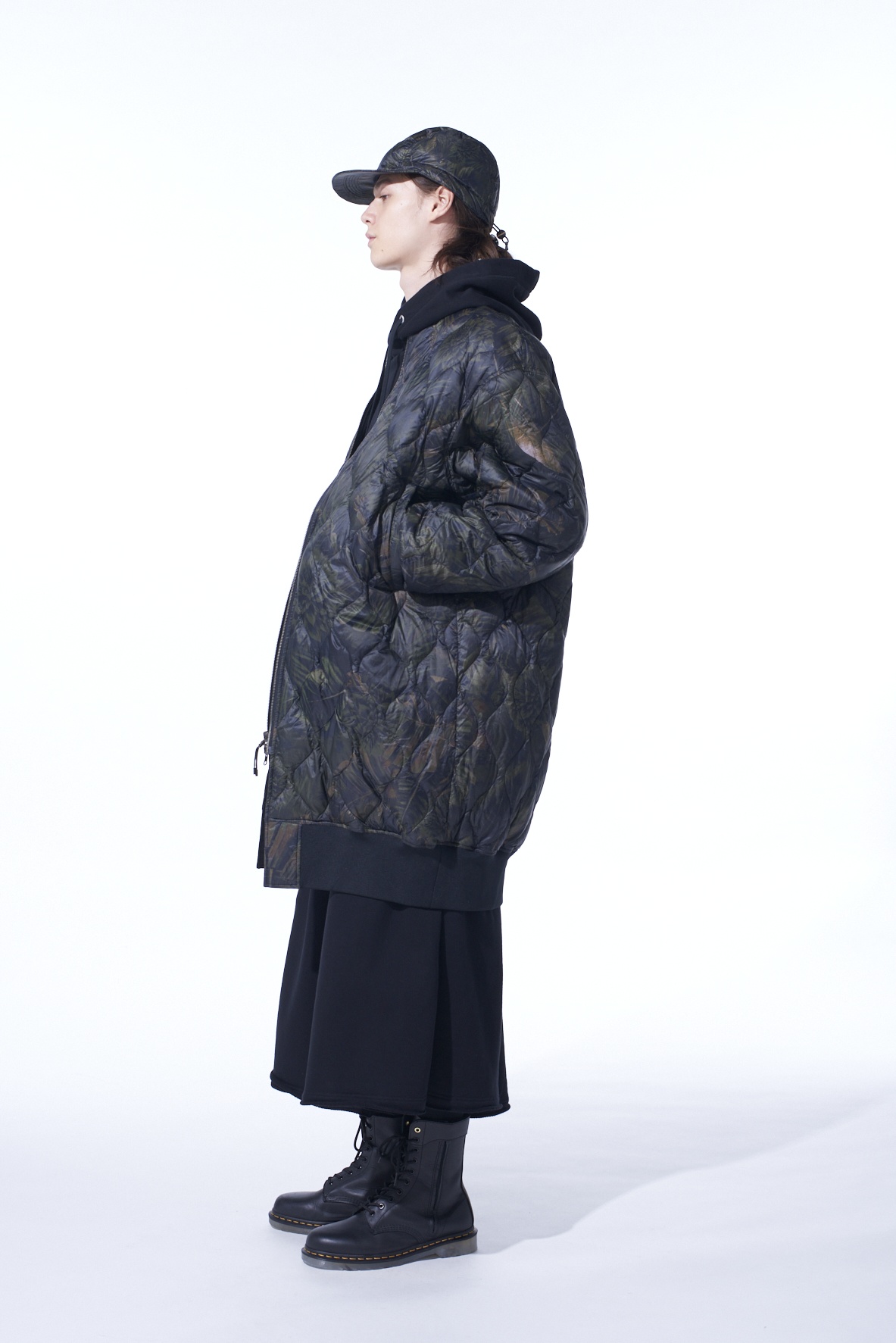 【11/21 12:00 Release】【S'YTE X TAION】DAHLIA CAMOUFLAGE QUILTED DOWN REVERSIBLE LONG MA-1