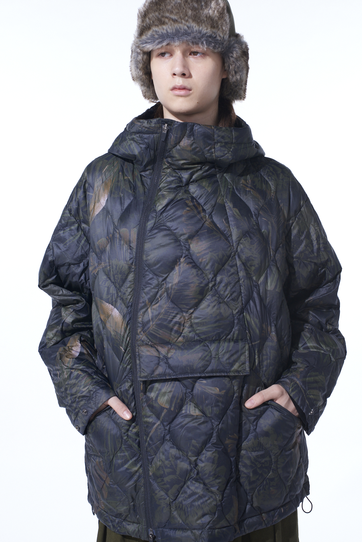 【11/21 12:00 Release】【S'YTE X TAION】DAHLIA CAMOUFLAGE QUILTED DOWN PARKA